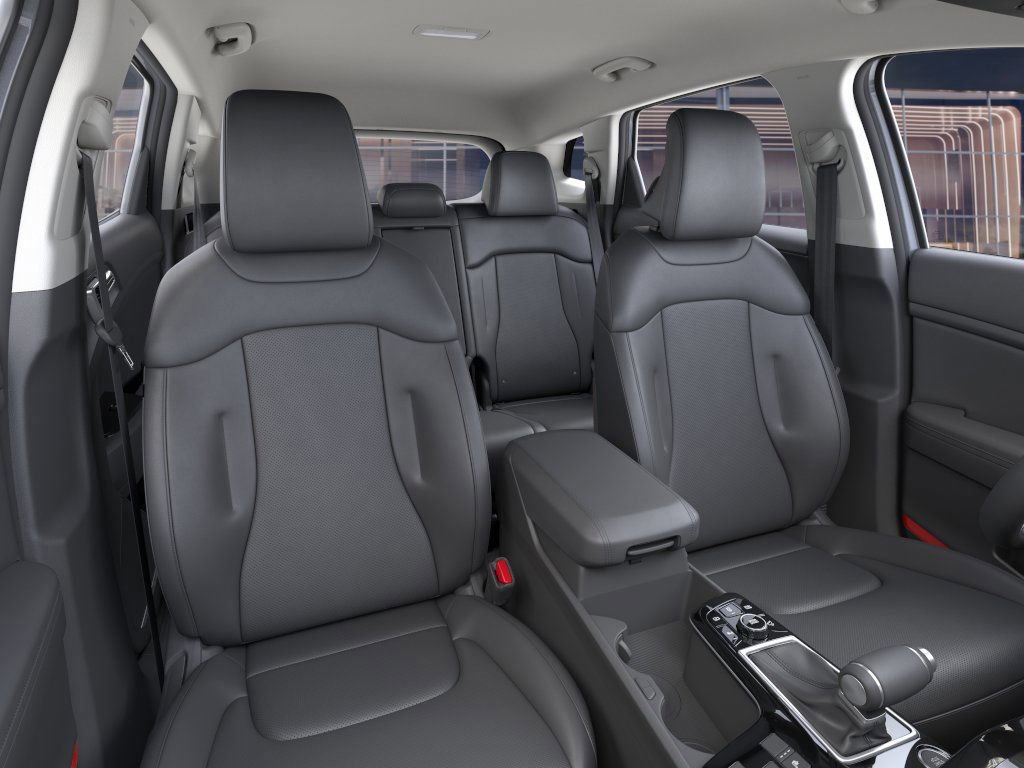 2025 Kia Sportage EX - Photo 15