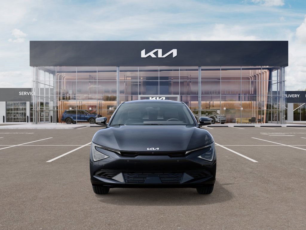 2025 Kia EV6 Light photo 2