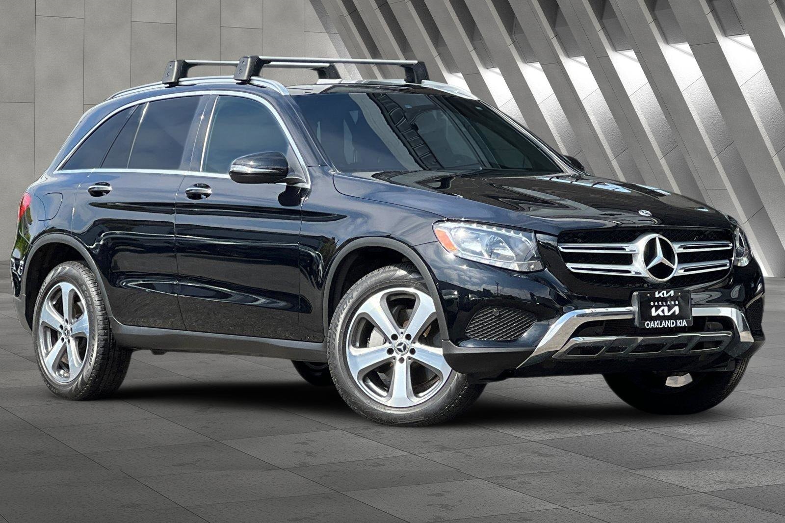 Used 2019 Mercedes-Benz GLC GLC300 with VIN WDC0G4KB3KF608154 for sale in Oakland, CA