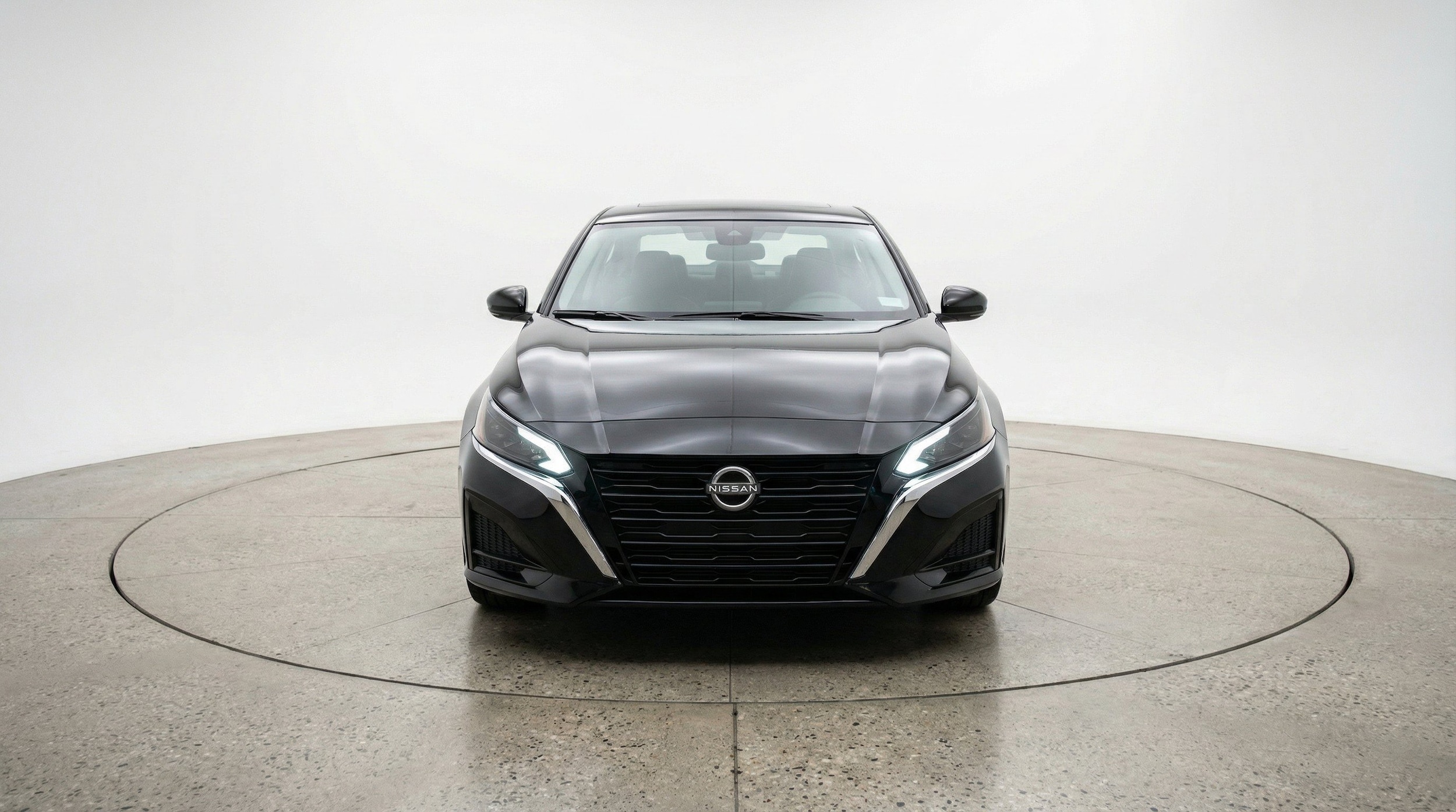 Thumbnail: 2025 Nissan Altima - 2