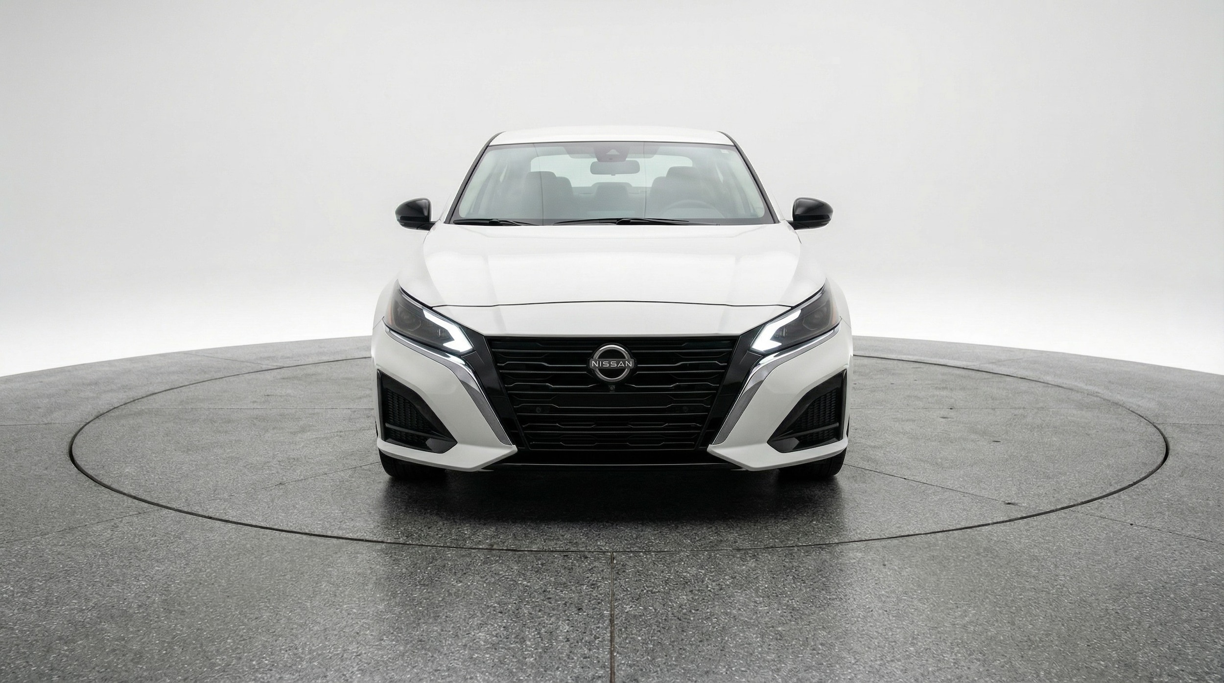 Thumbnail: 2025 Nissan Altima - 2