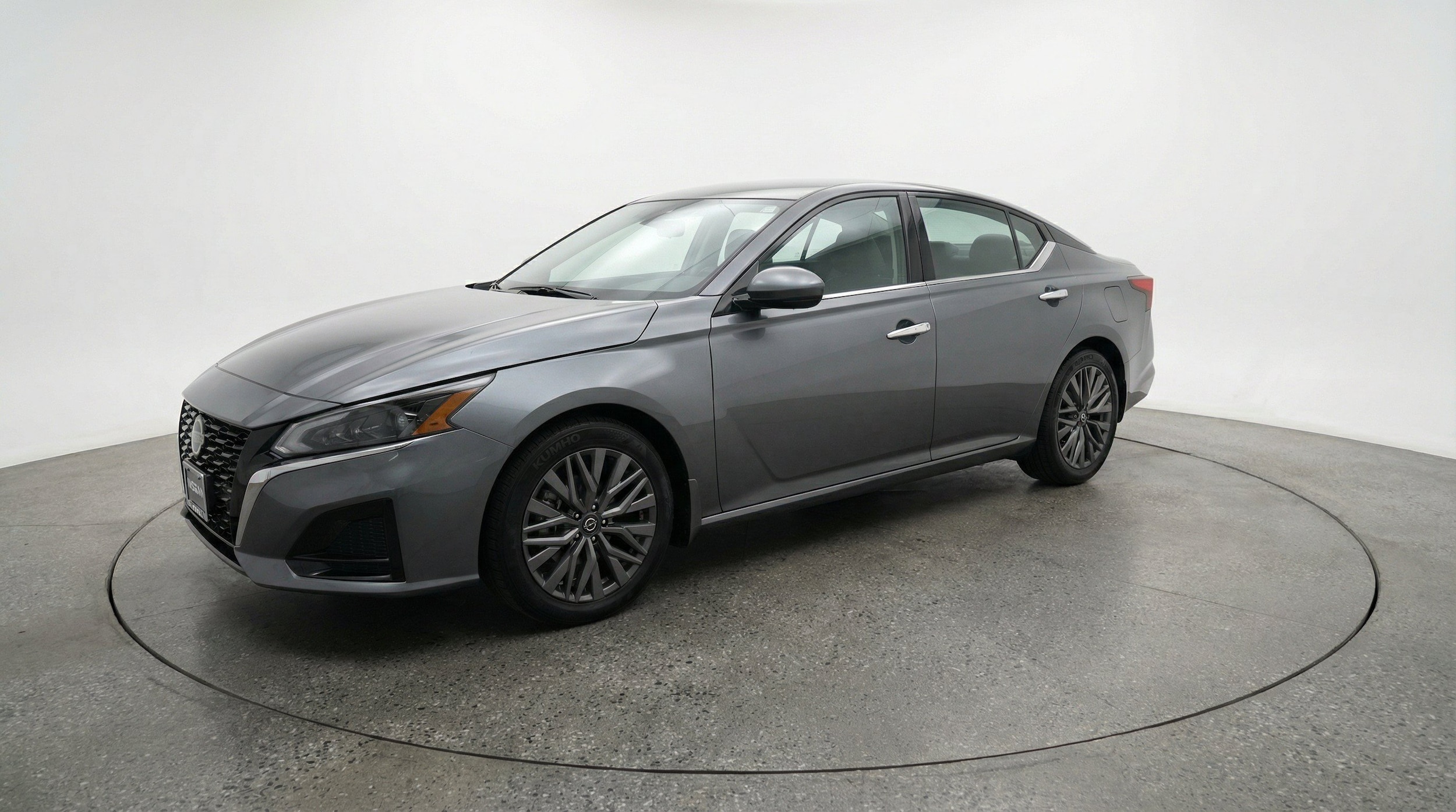 Thumbnail: 2025 Nissan Altima - 3