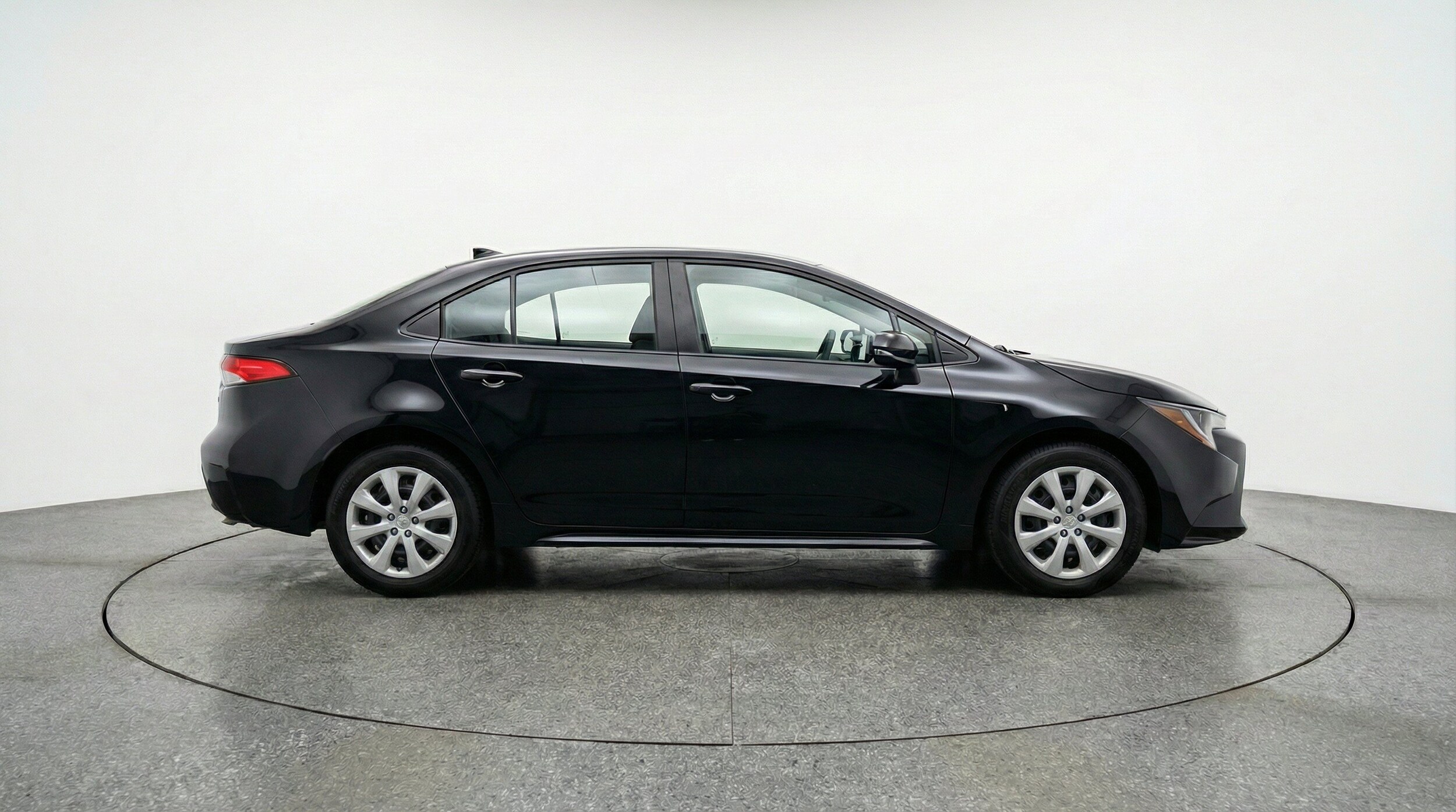Thumbnail: 2025 Toyota Corolla - 11