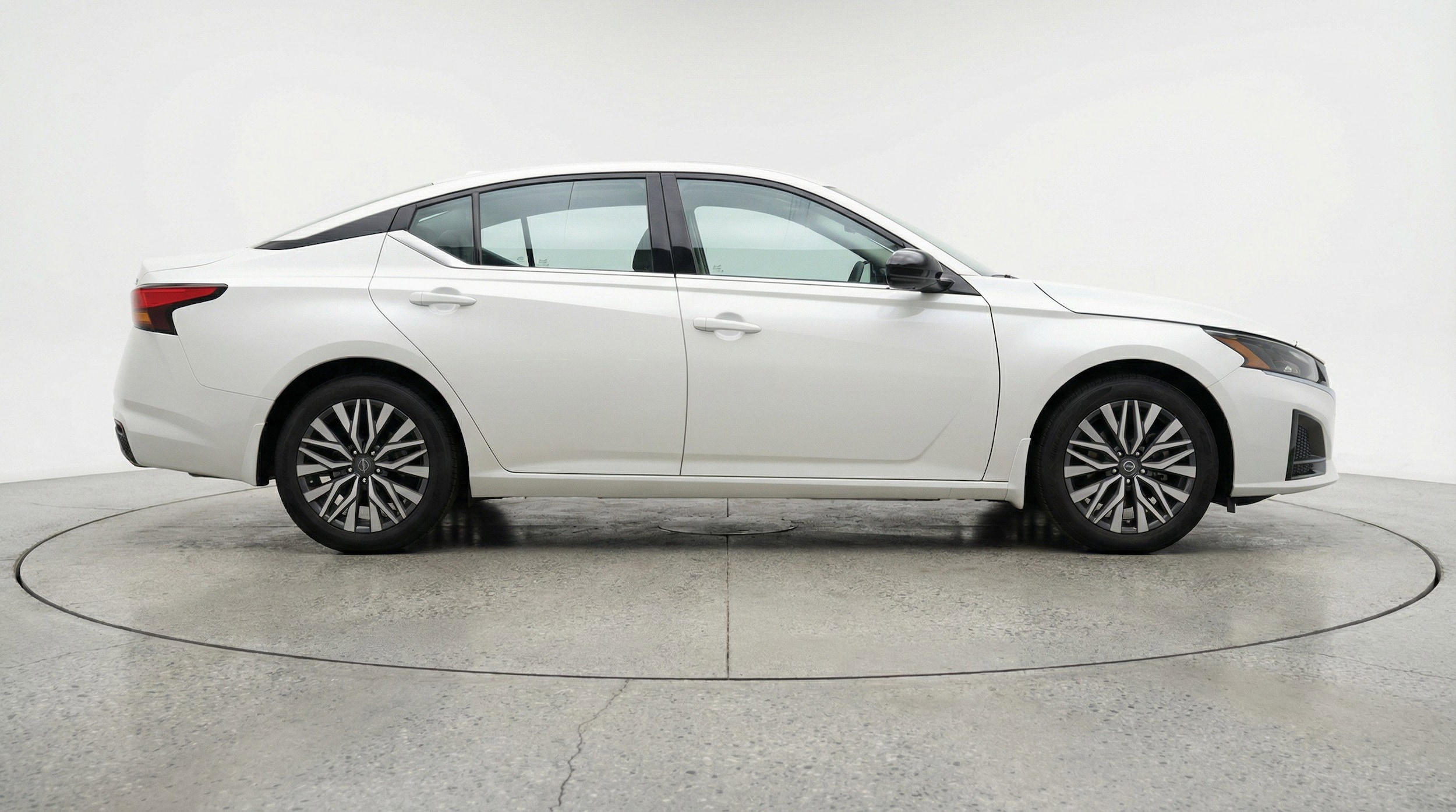 Thumbnail: 2025 Nissan Altima - 11