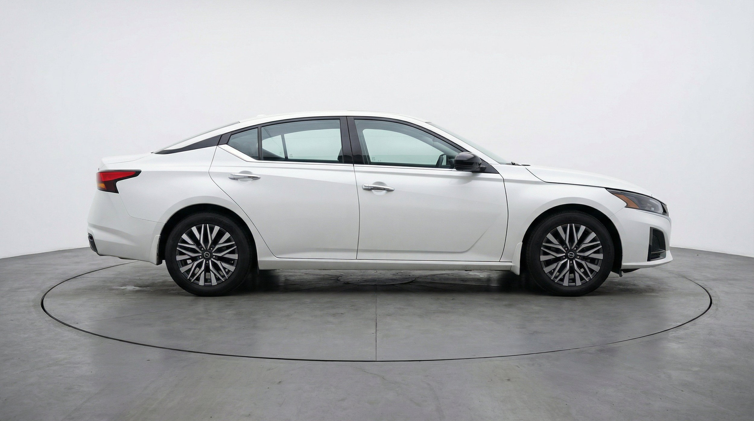 Thumbnail: 2025 Nissan Altima - 11