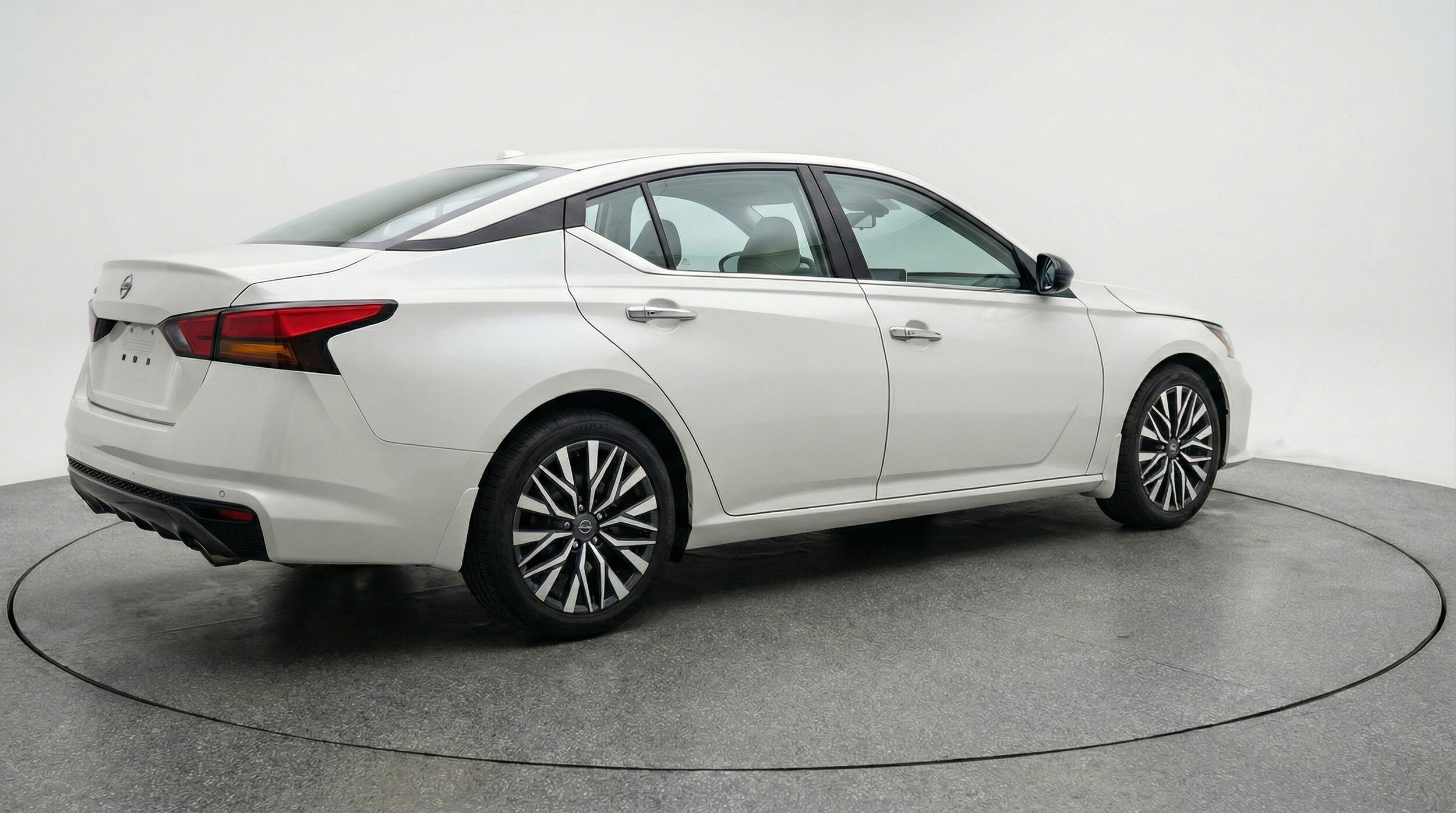 Thumbnail: 2025 Nissan Altima - 7