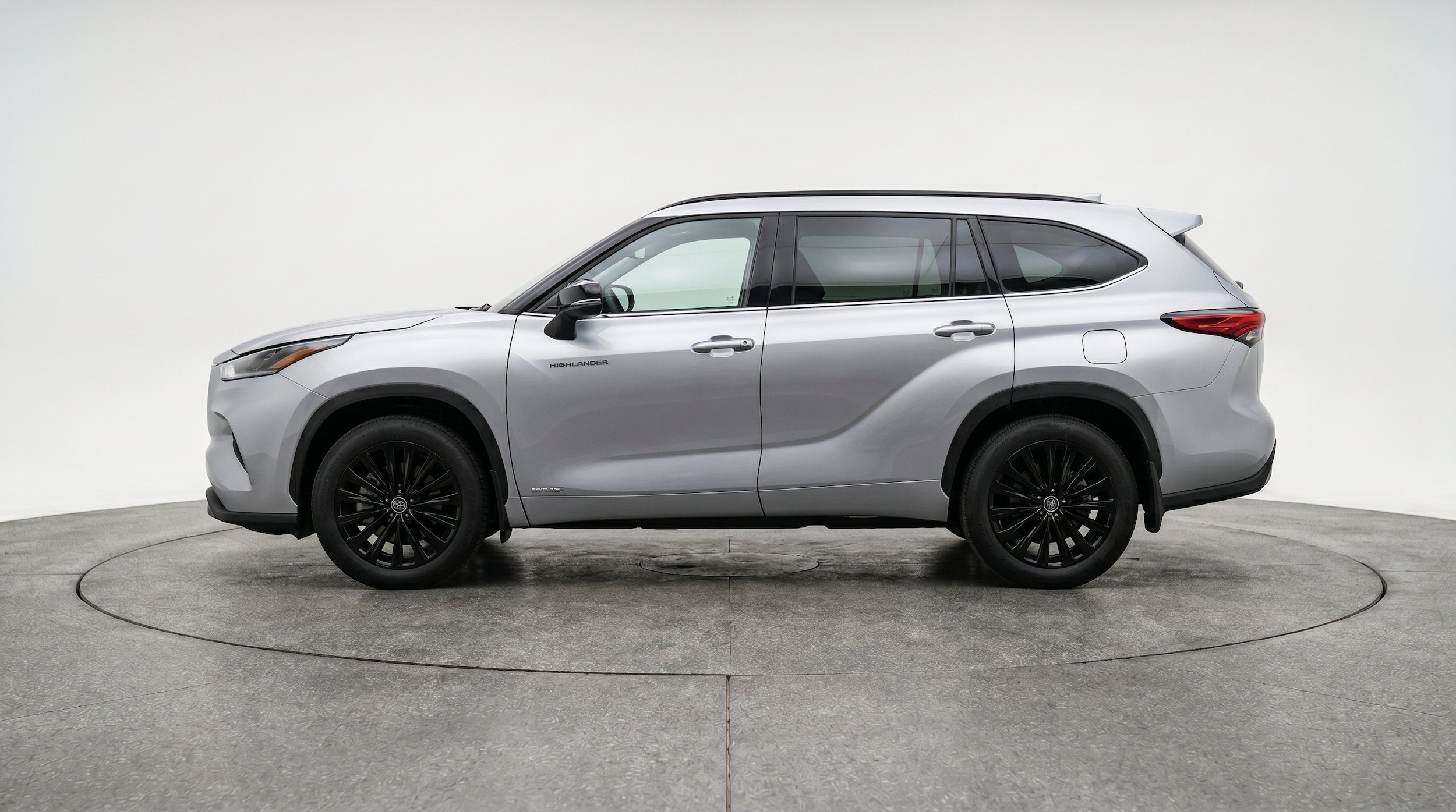 Thumbnail: 2025 Toyota Highlander - 5