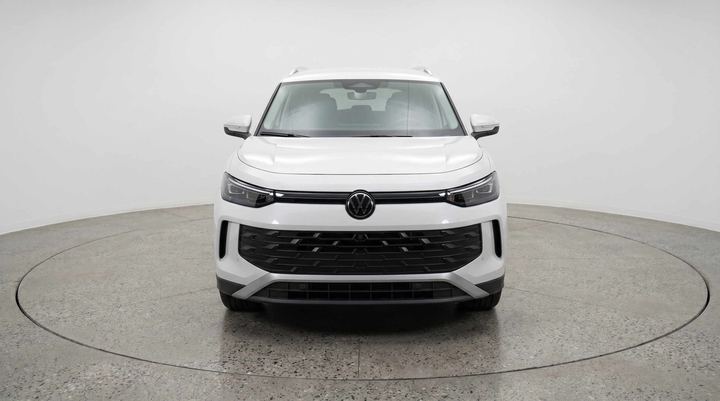 Thumbnail: 2026 Volkswagen Tiguan - 2
