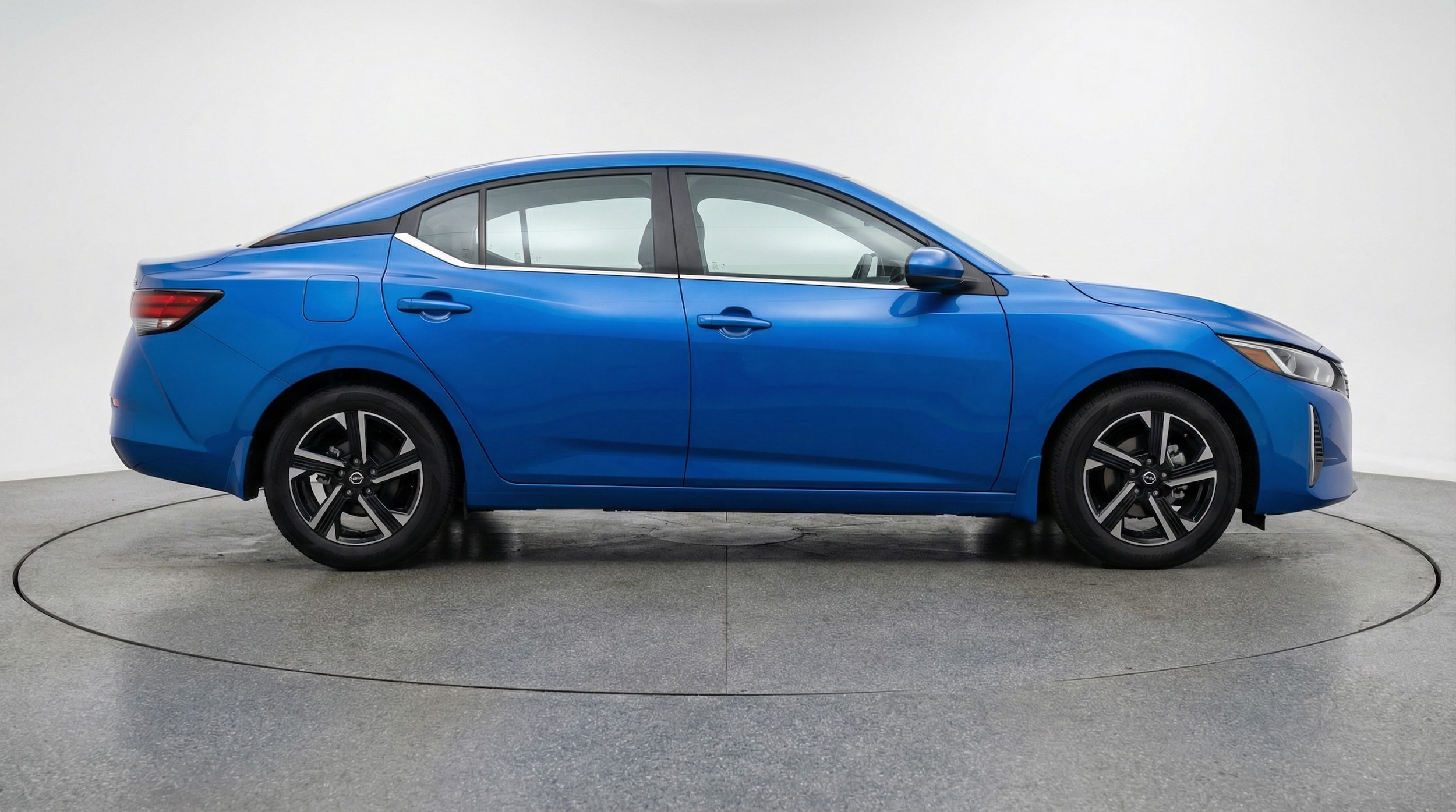 Thumbnail: 2025 Nissan Sentra - 8