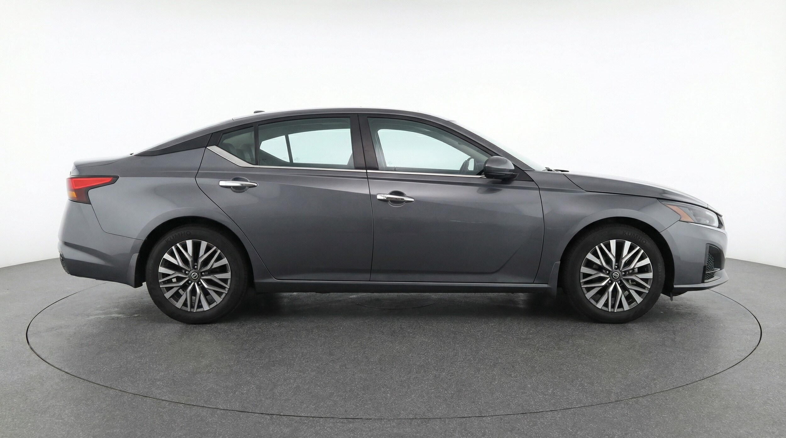 Thumbnail: 2025 Nissan Altima - 8