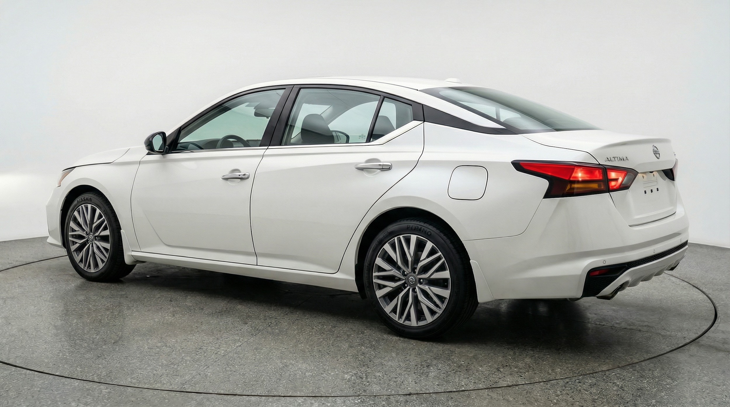 Thumbnail: 2025 Nissan Altima - 5