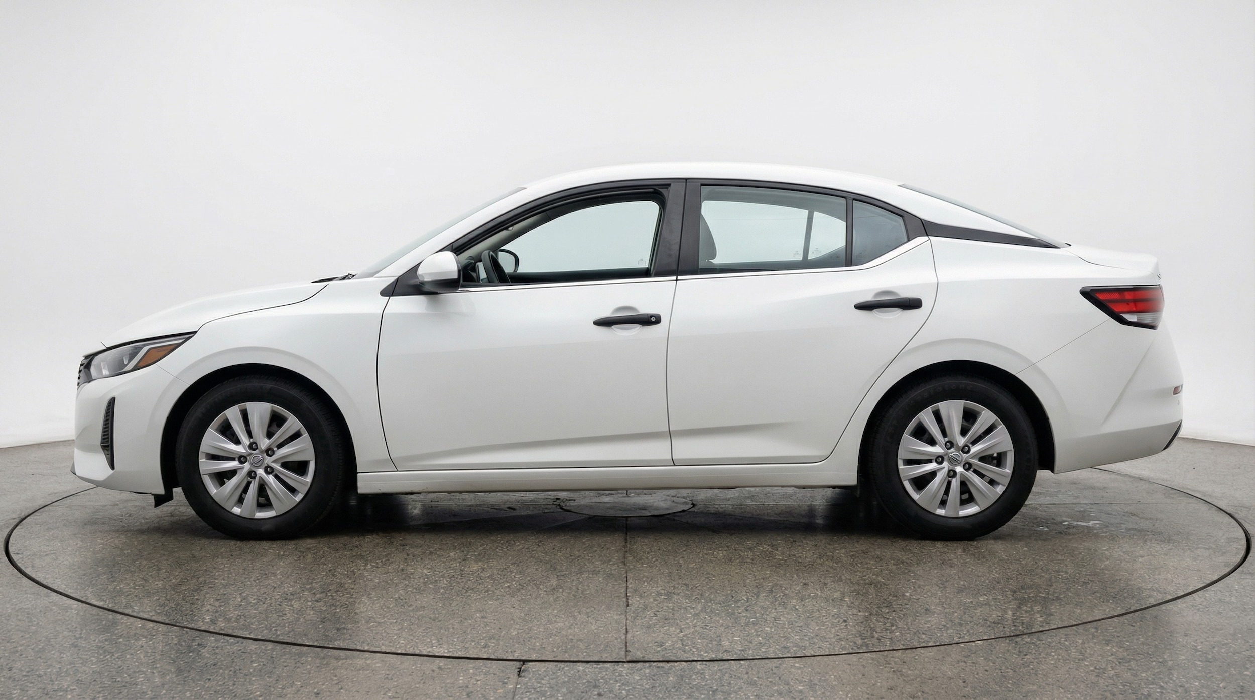 Thumbnail: 2025 Nissan Sentra - 4