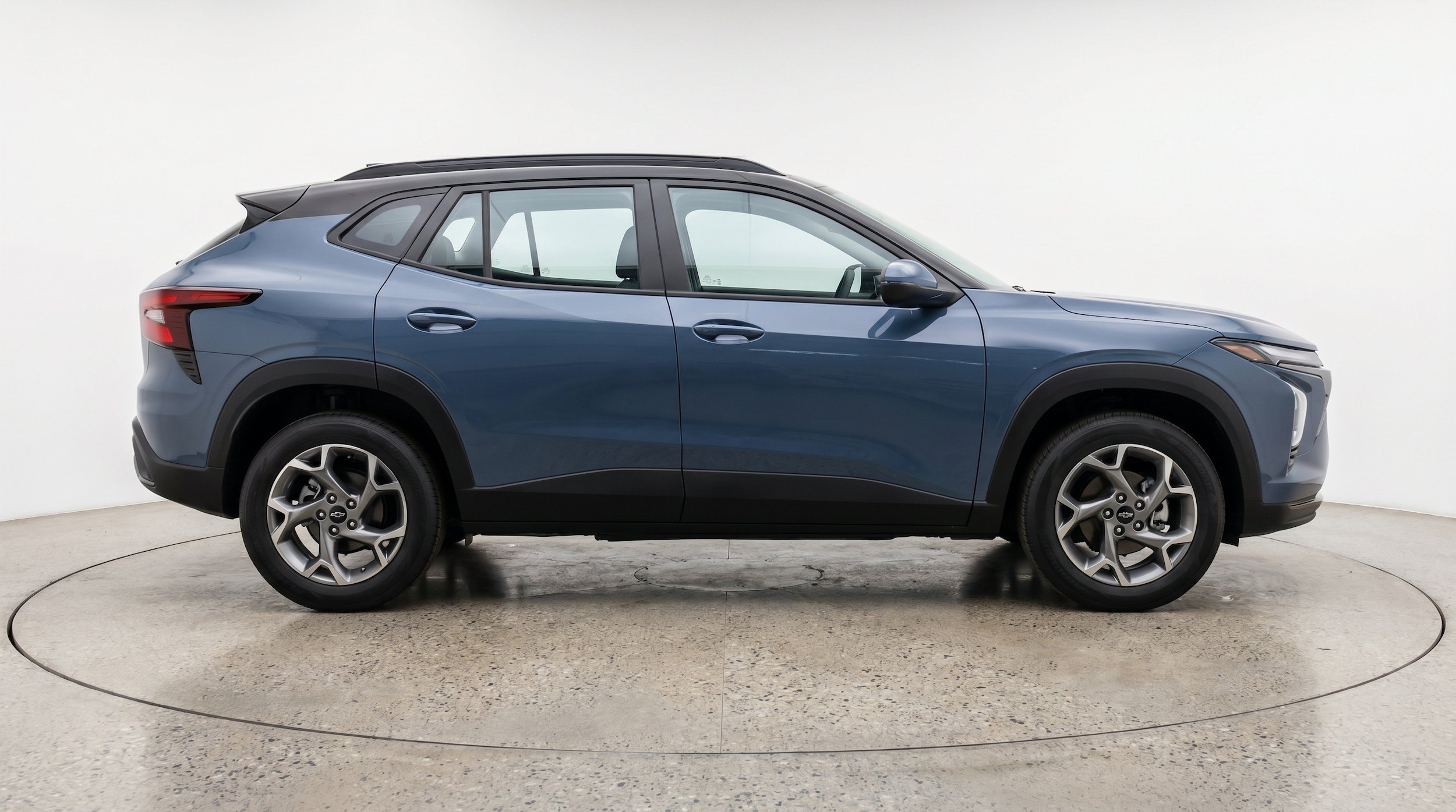 Thumbnail: 2025 Chevrolet Trax - 11