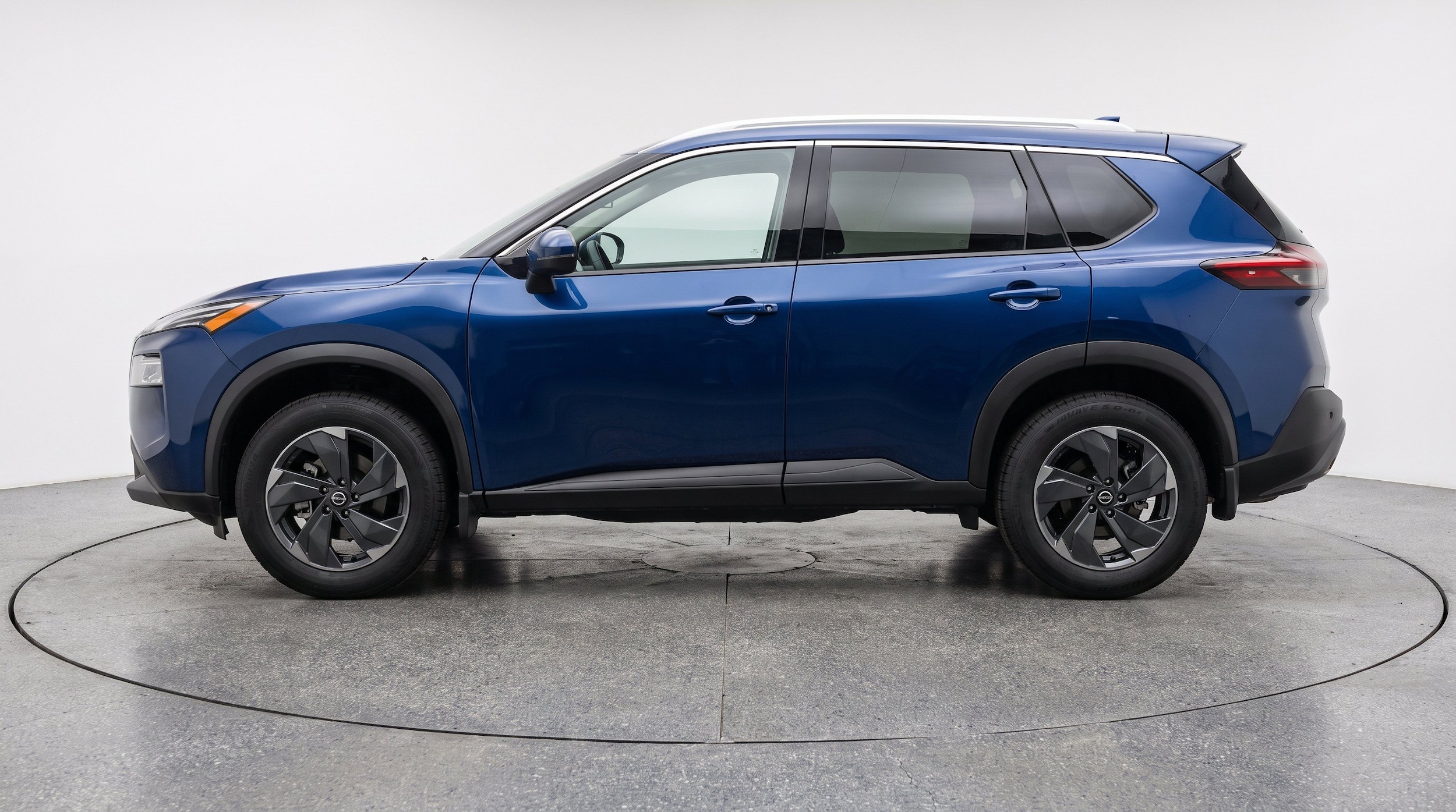Thumbnail: 2025 Nissan Rogue - 5