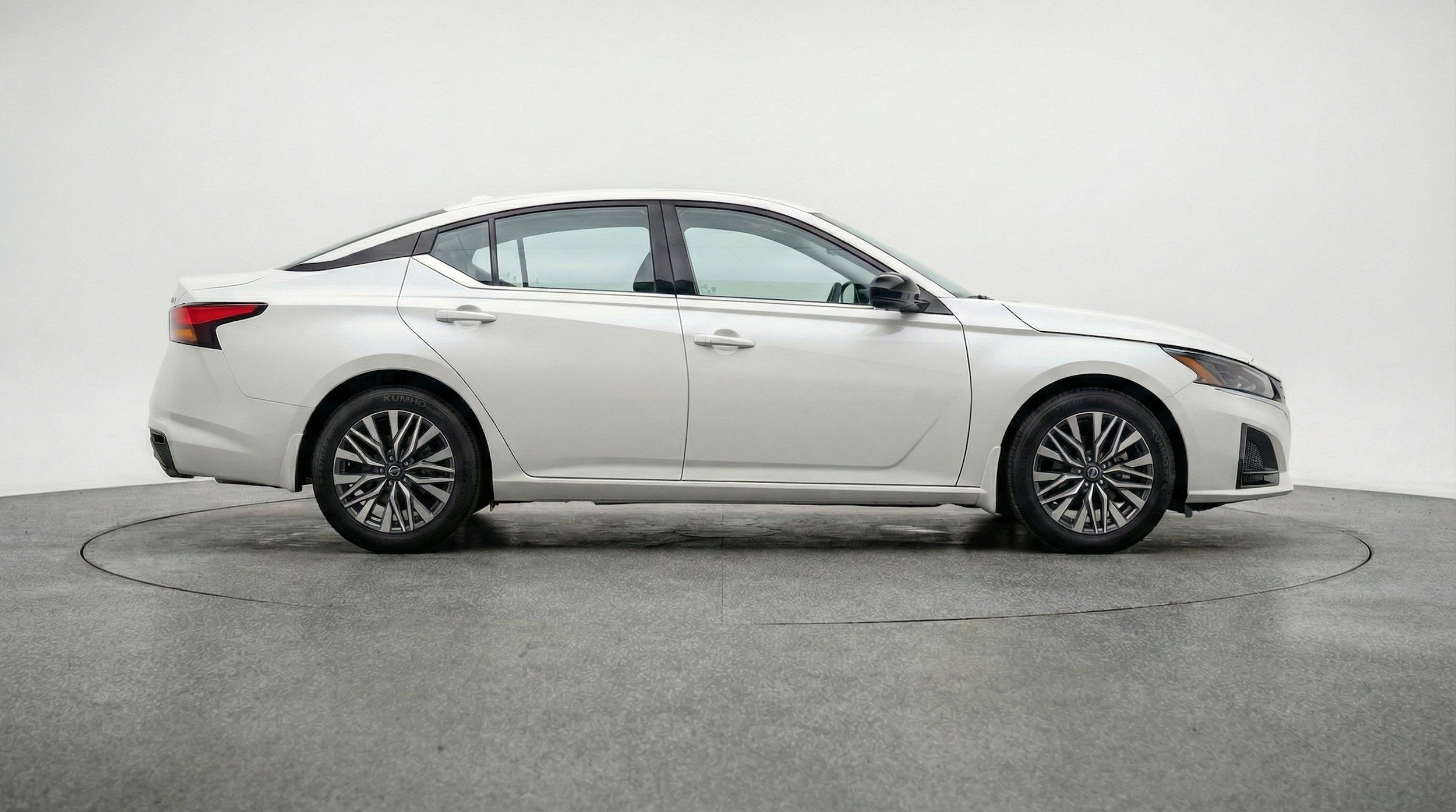 Thumbnail: 2025 Nissan Altima - 11