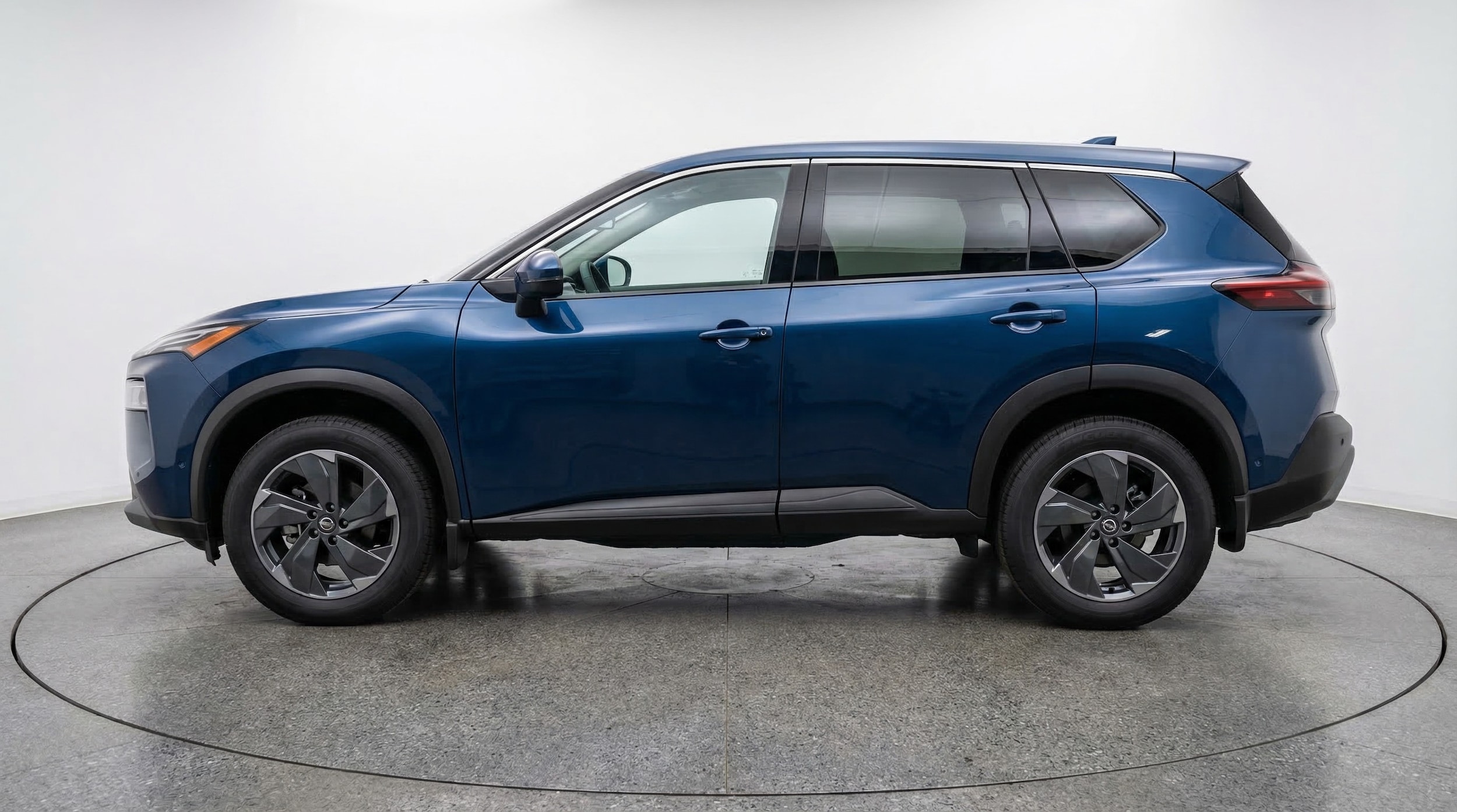 Thumbnail: 2025 Nissan Rogue - 4