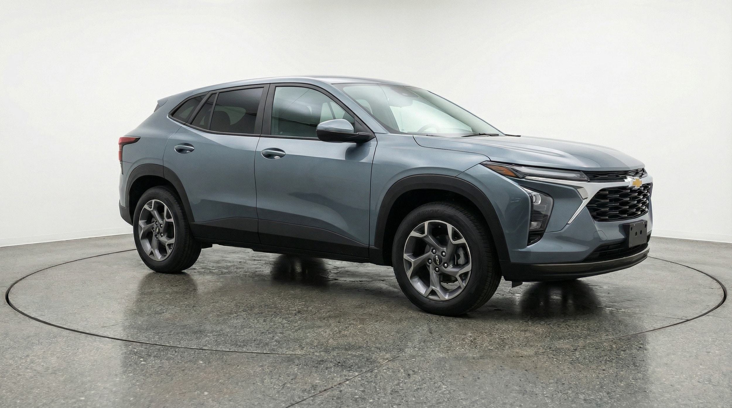 Thumbnail: 2025 Chevrolet Trax - 1