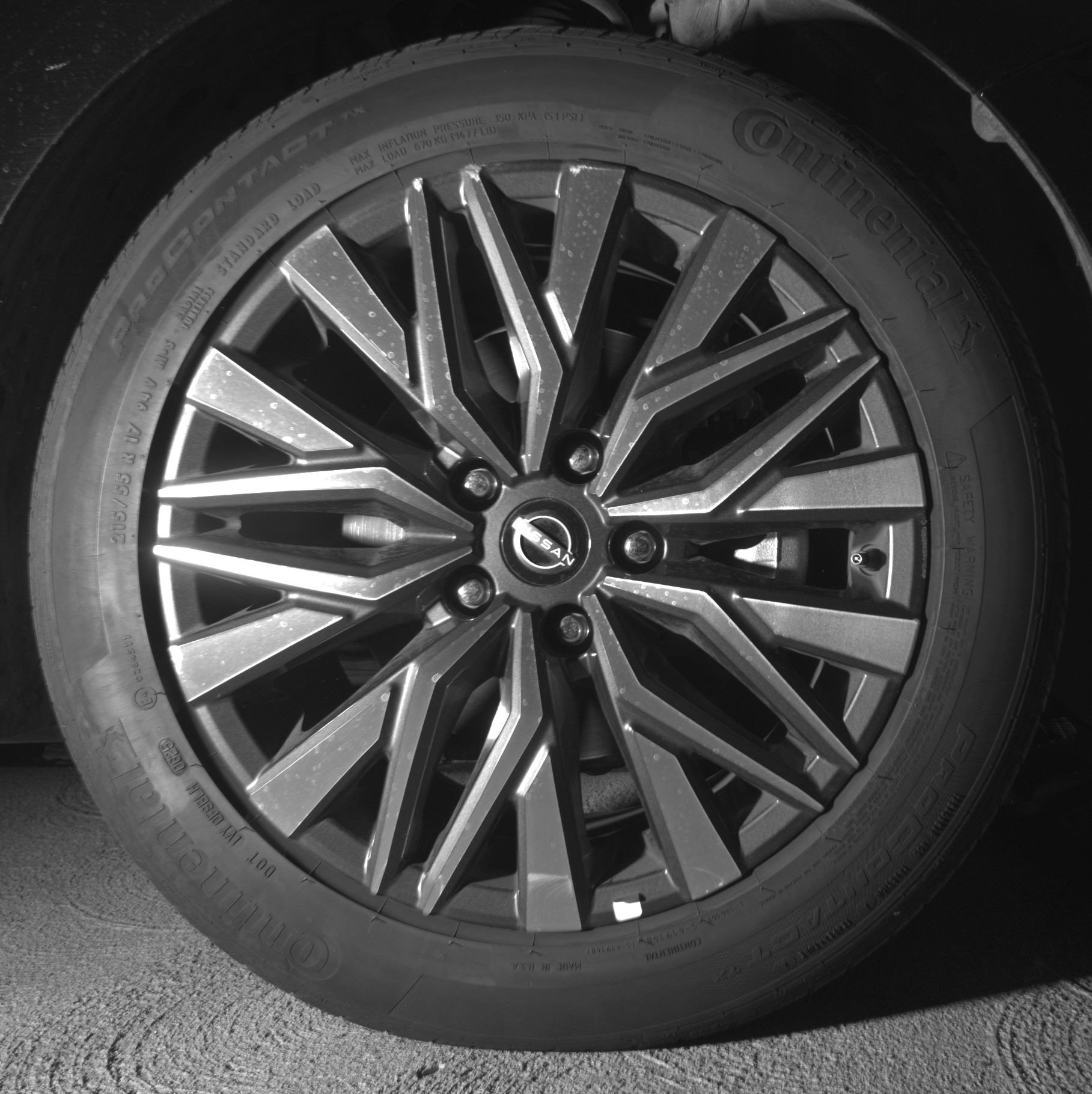 2025 Nissan Altima SV - Photo 12