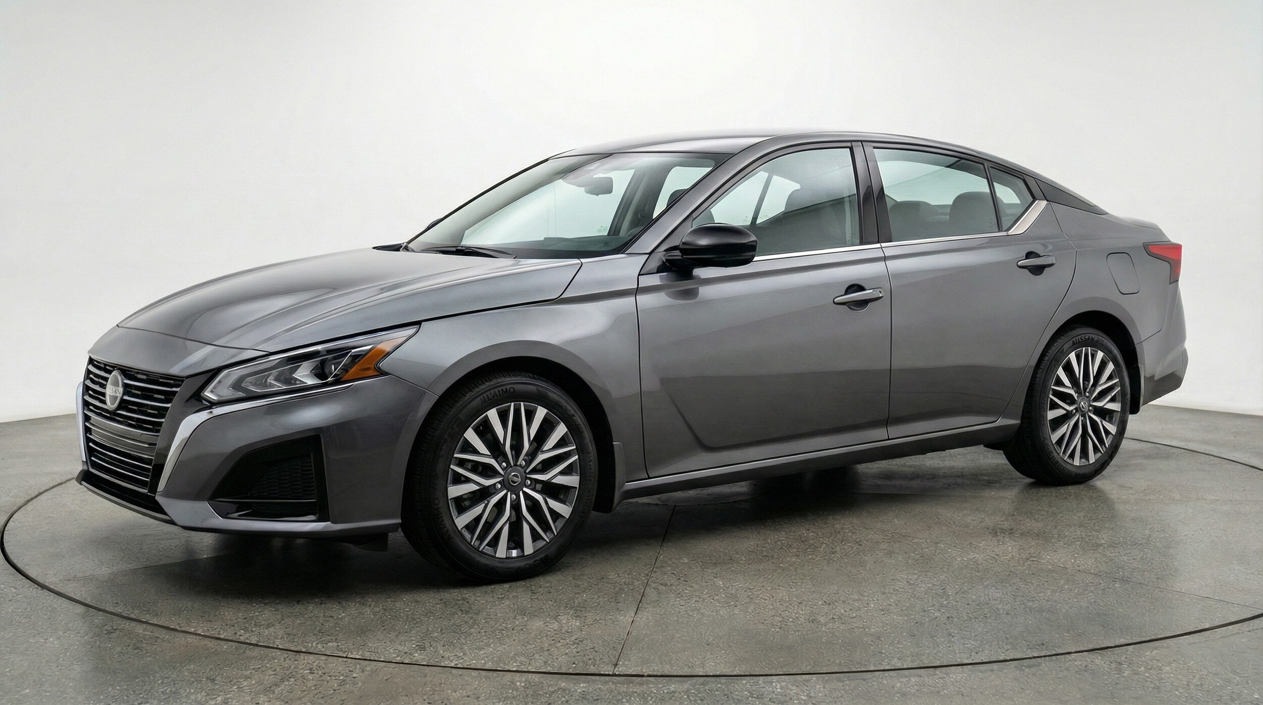 Thumbnail: 2025 Nissan Altima - 3