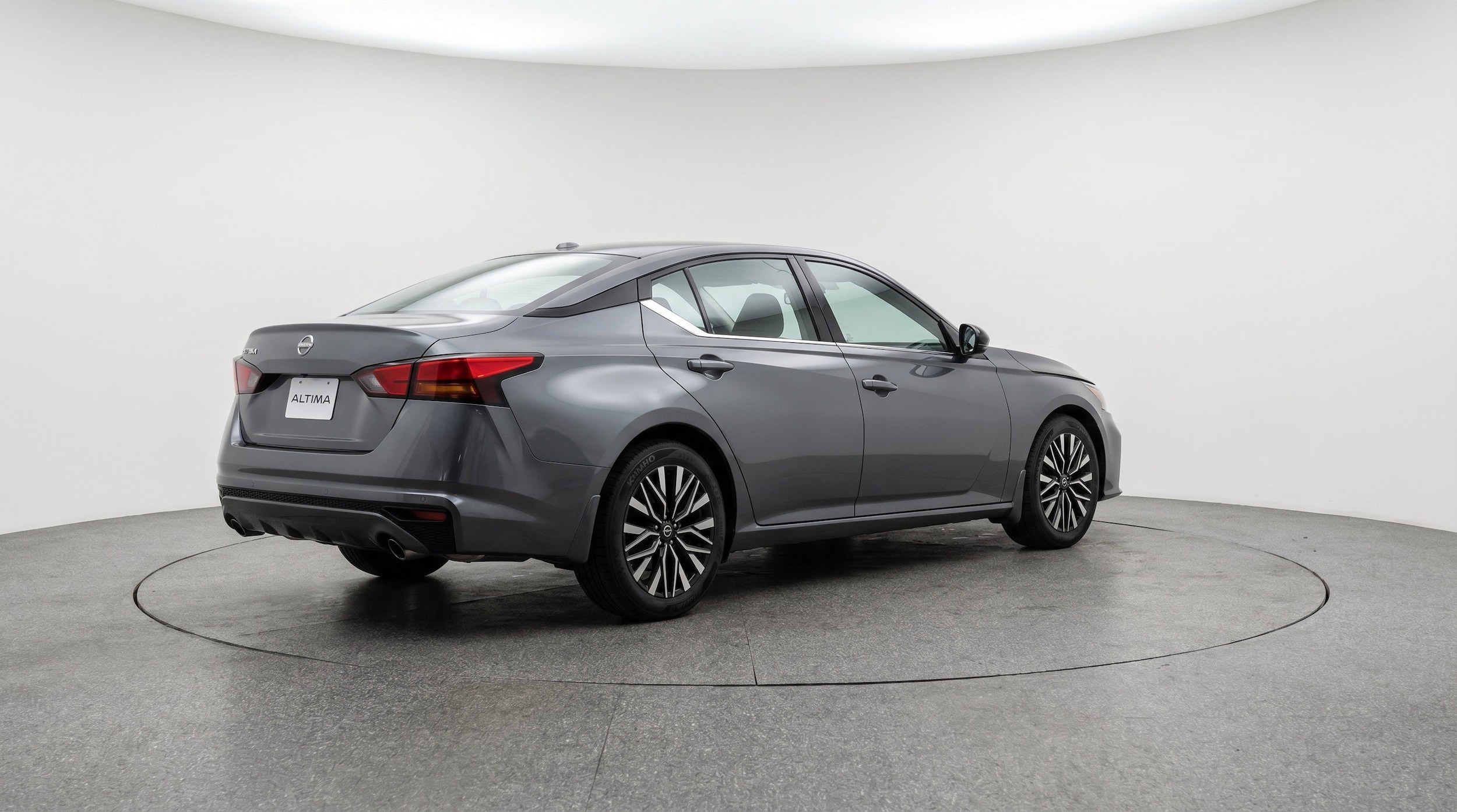 Thumbnail: 2025 Nissan Altima - 9