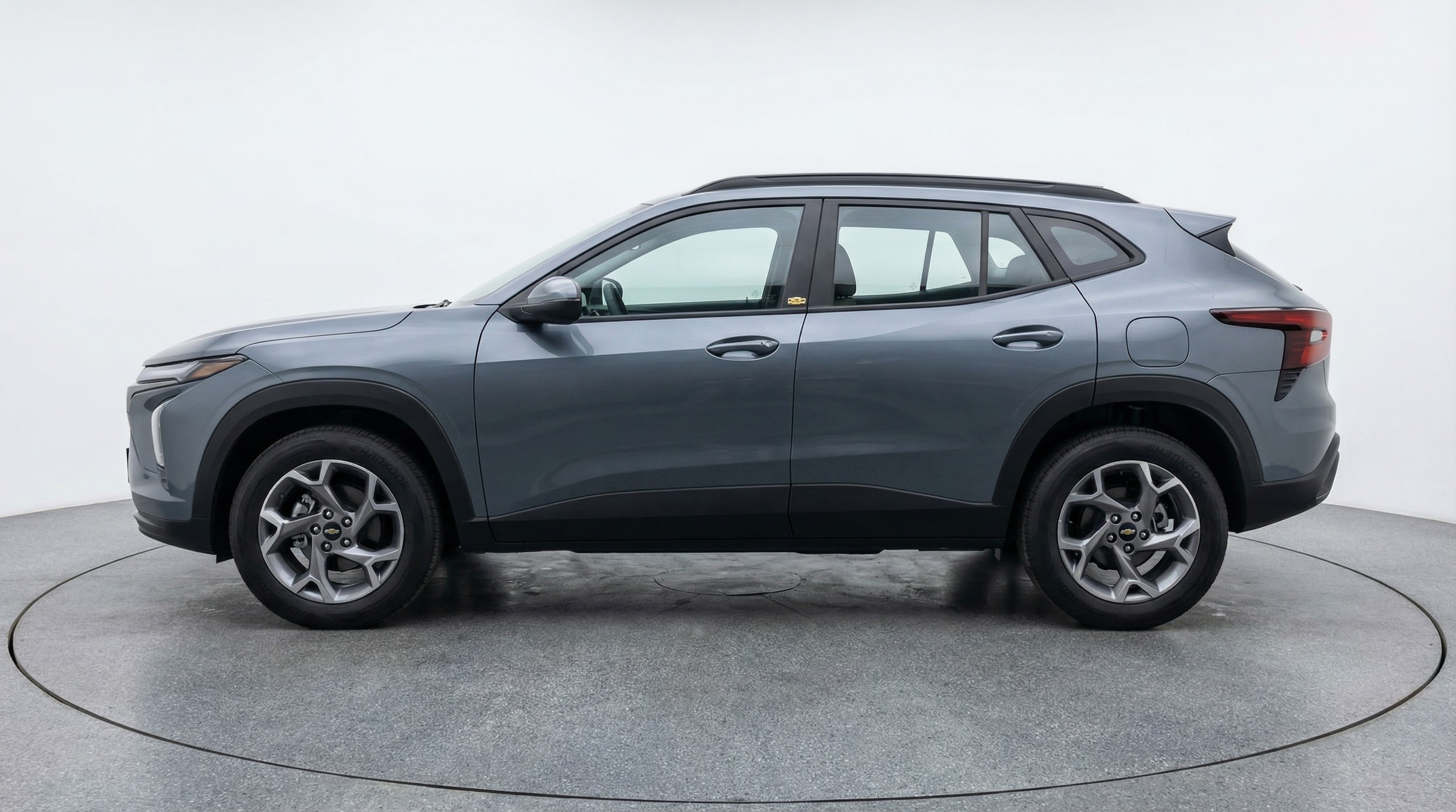 Thumbnail: 2025 Chevrolet Trax - 4