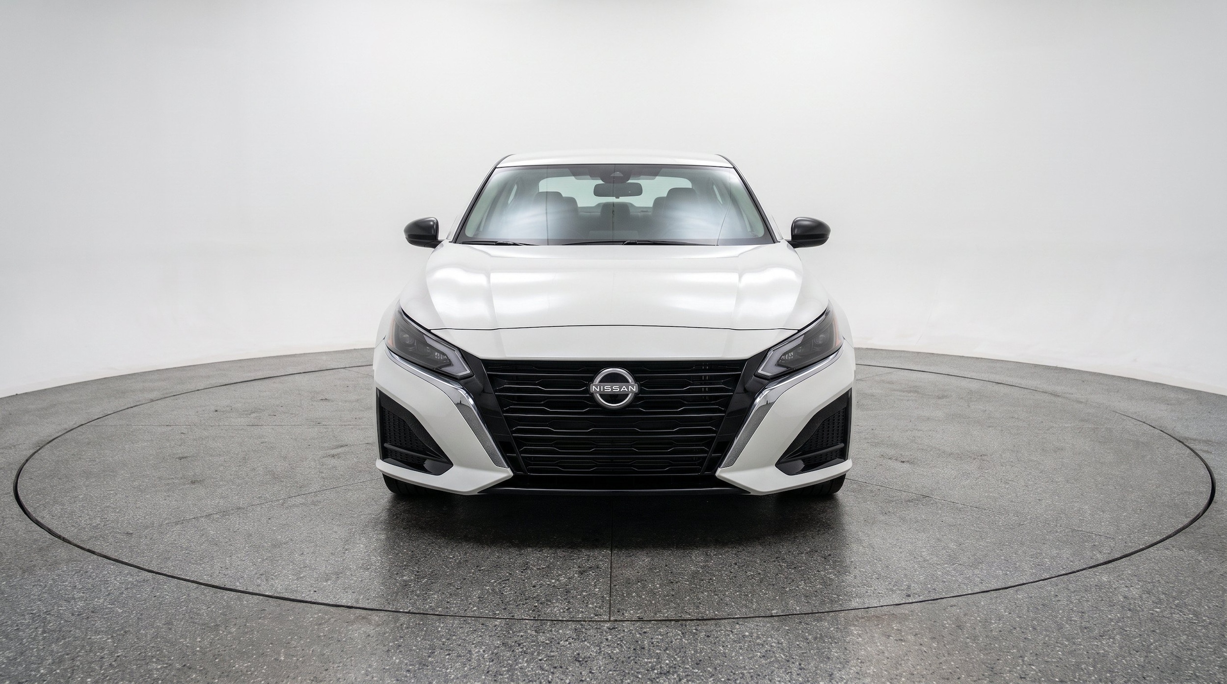 Thumbnail: 2025 Nissan Altima - 2