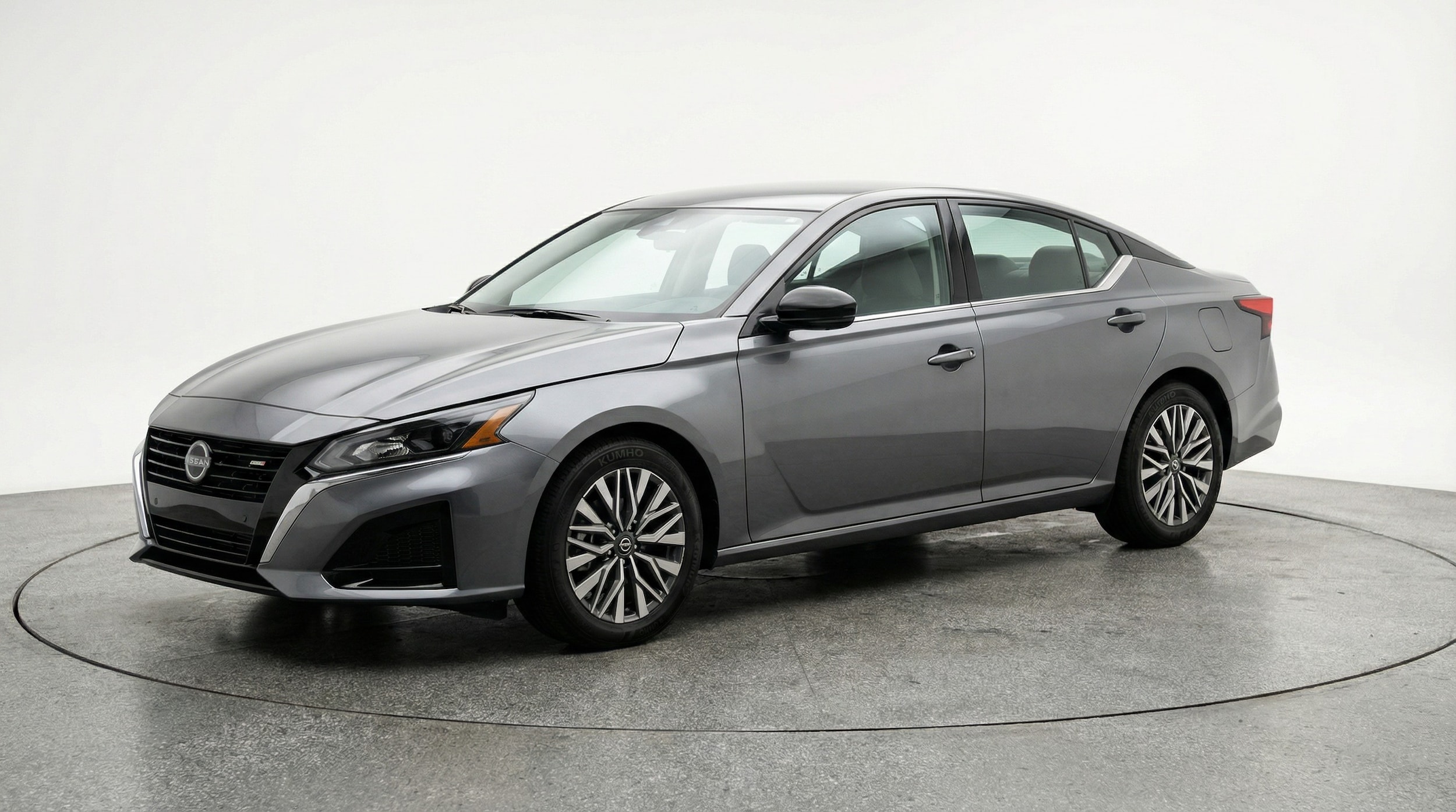 Thumbnail: 2025 Nissan Altima - 3