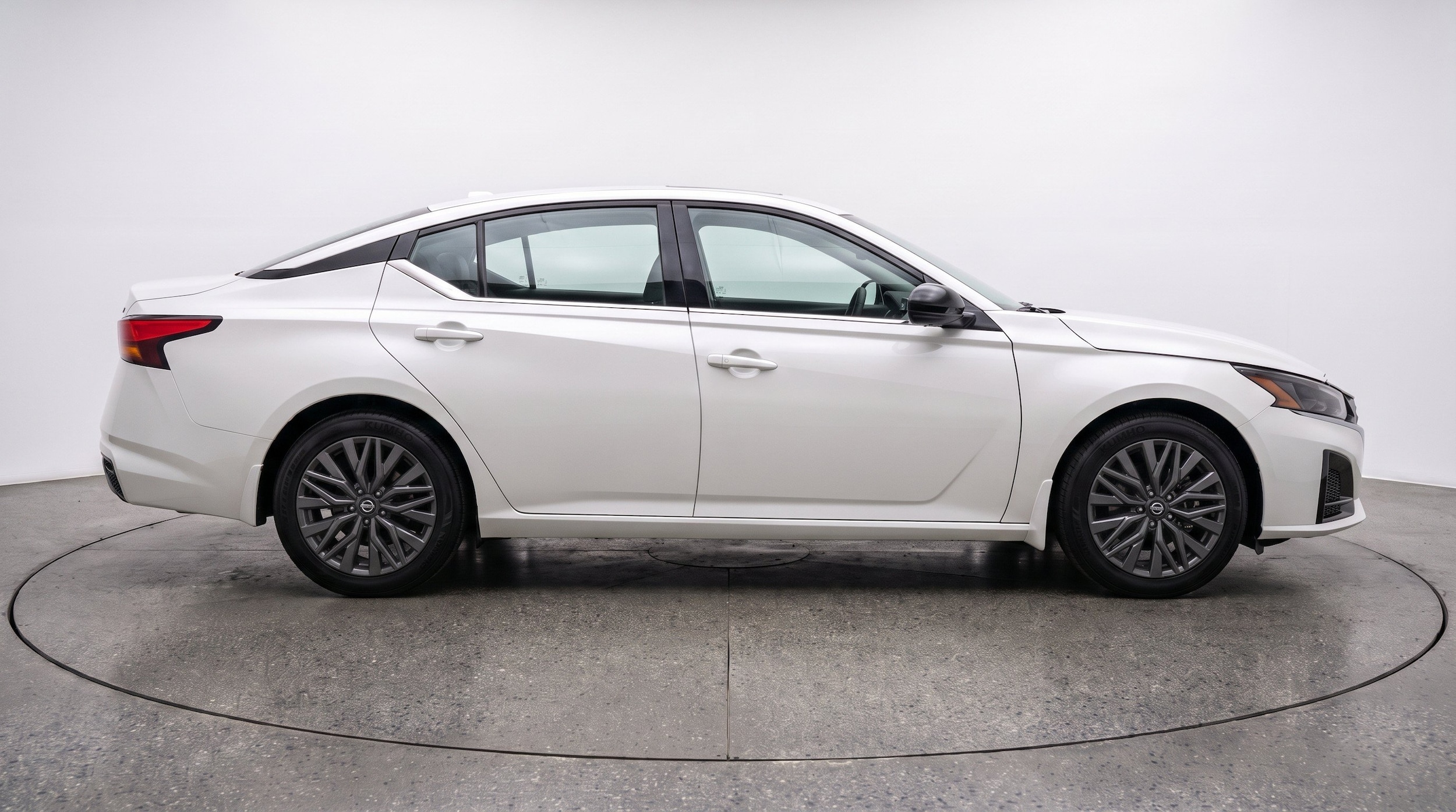 Thumbnail: 2026 Nissan Altima - 10