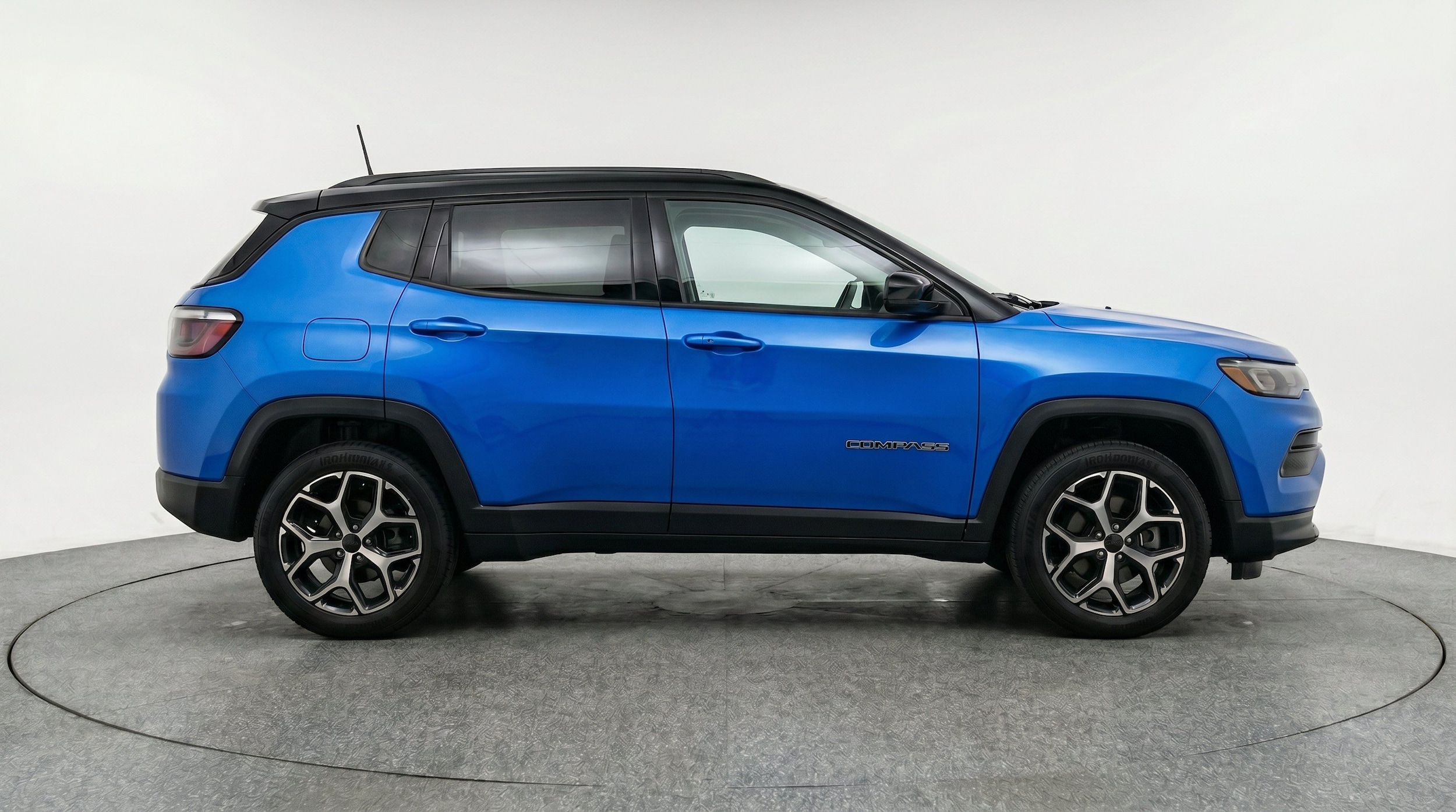 Thumbnail: 2025 Jeep Compass - 10