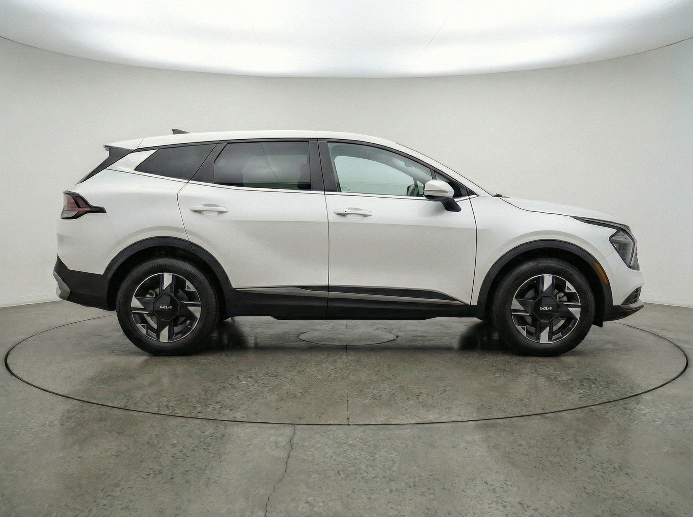 Thumbnail: 2026 Kia Sportage - 11