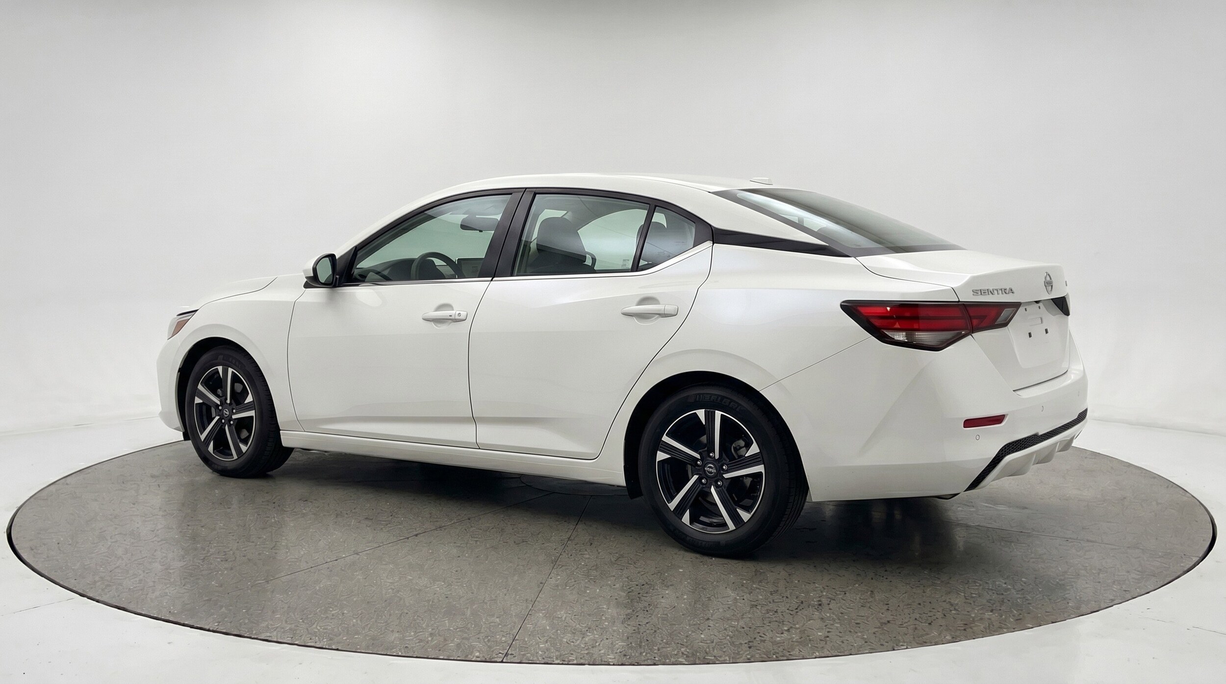 Thumbnail: 2025 Nissan Sentra - 6