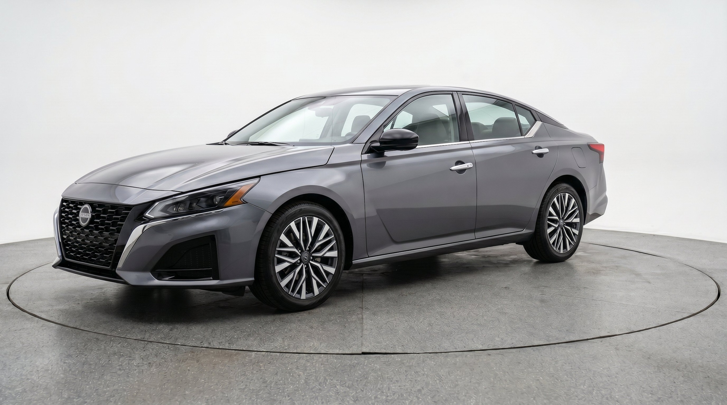 Thumbnail: 2025 Nissan Altima - 3