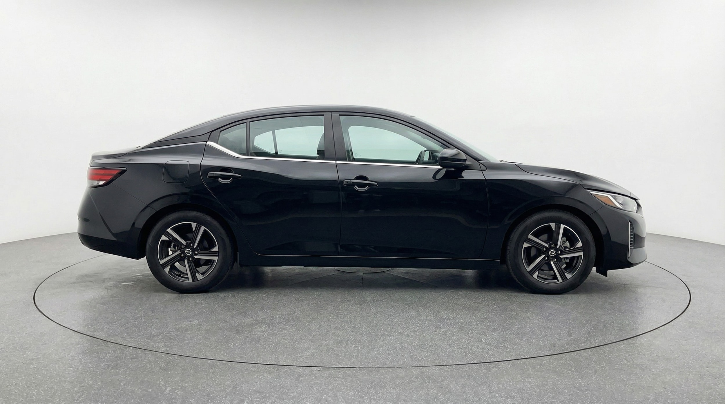 Thumbnail: 2025 Nissan Sentra - 8