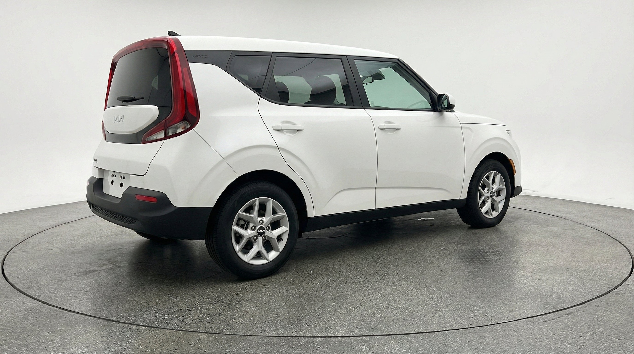 2025 Kia Soul LX - Photo 8