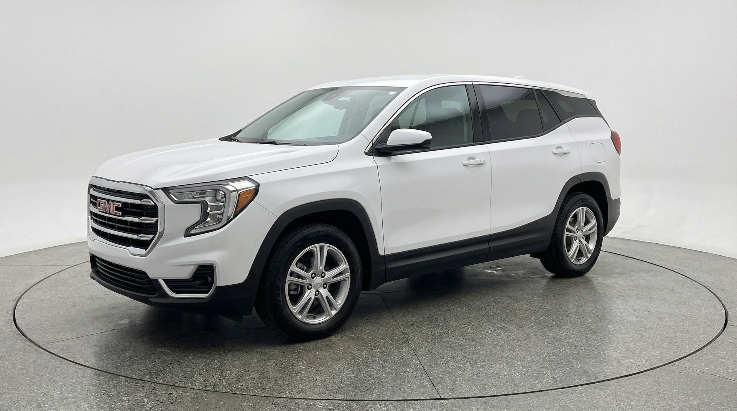 Thumbnail: 2024 GMC Terrain - 3