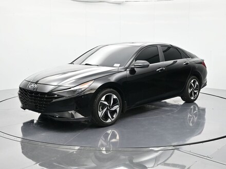 2023 Hyundai Elantra Limited Sedan