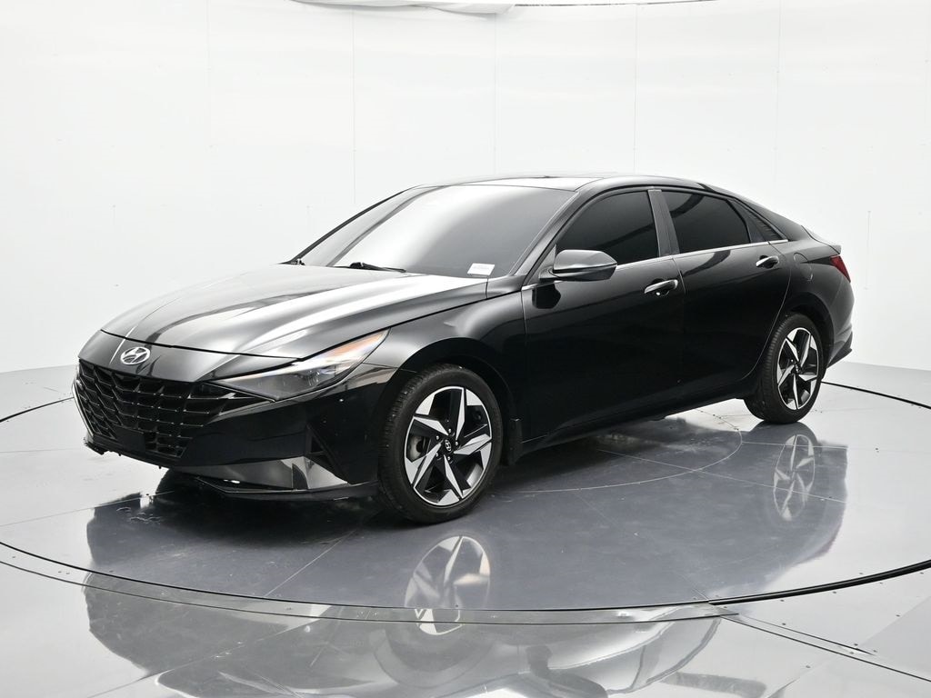 Used 2023 Hyundai Elantra Limited Sedan