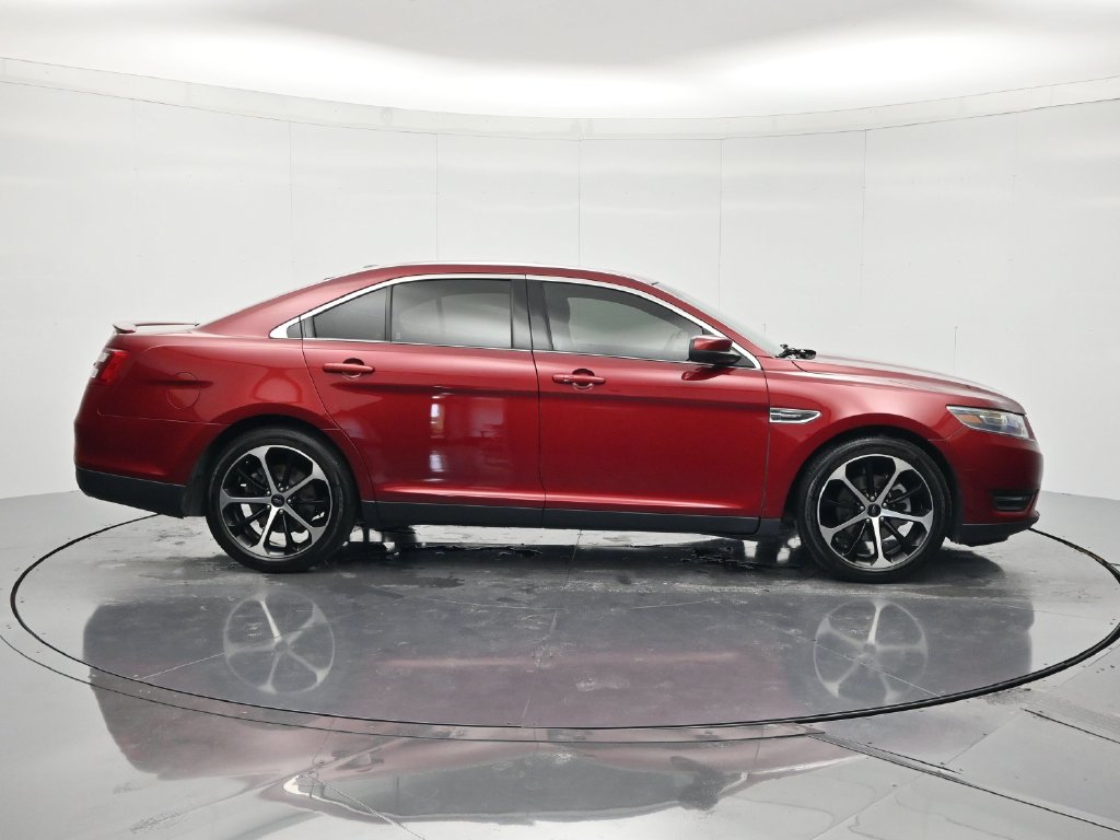 Used 2015 Ford Taurus SEL Sedan