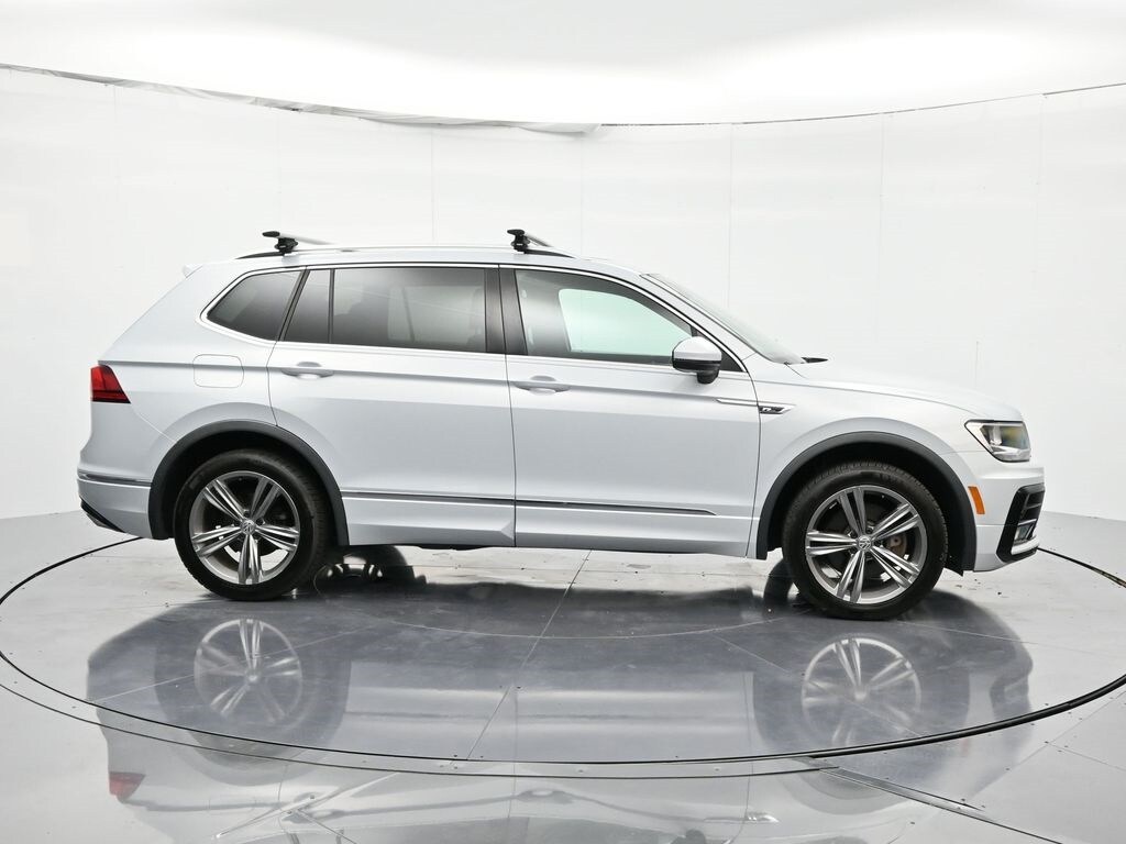 2018 Volkswagen Tiguan SEL photo 4