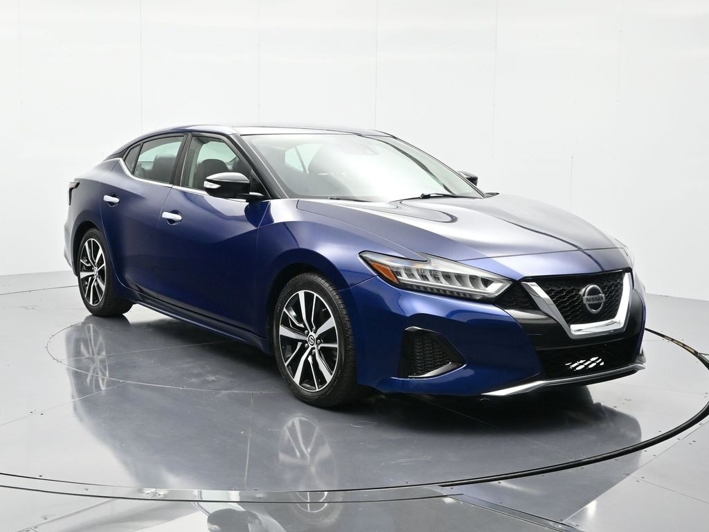 Used 2021 Nissan Maxima SV Sedan