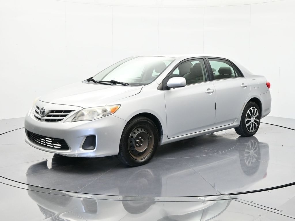 Used 2013 Toyota Corolla LE Sedan