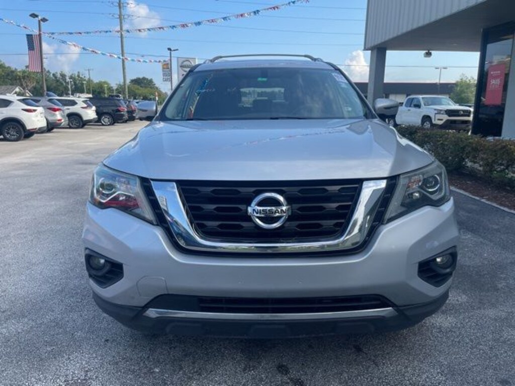 Used 2018 Nissan Pathfinder Platinum SUV