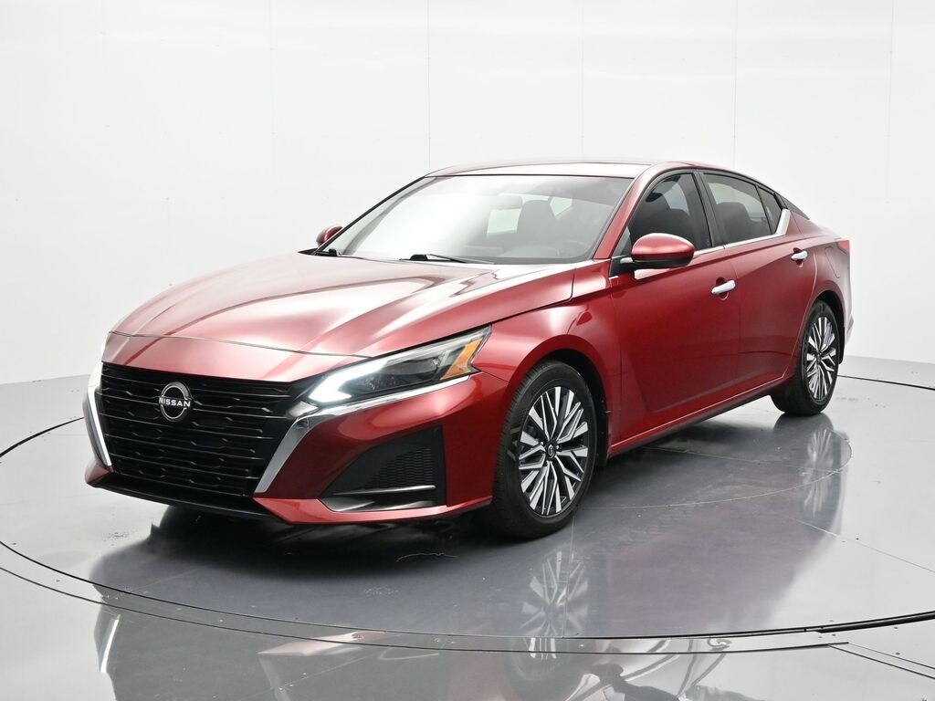 2023 Nissan Altima SV's photo