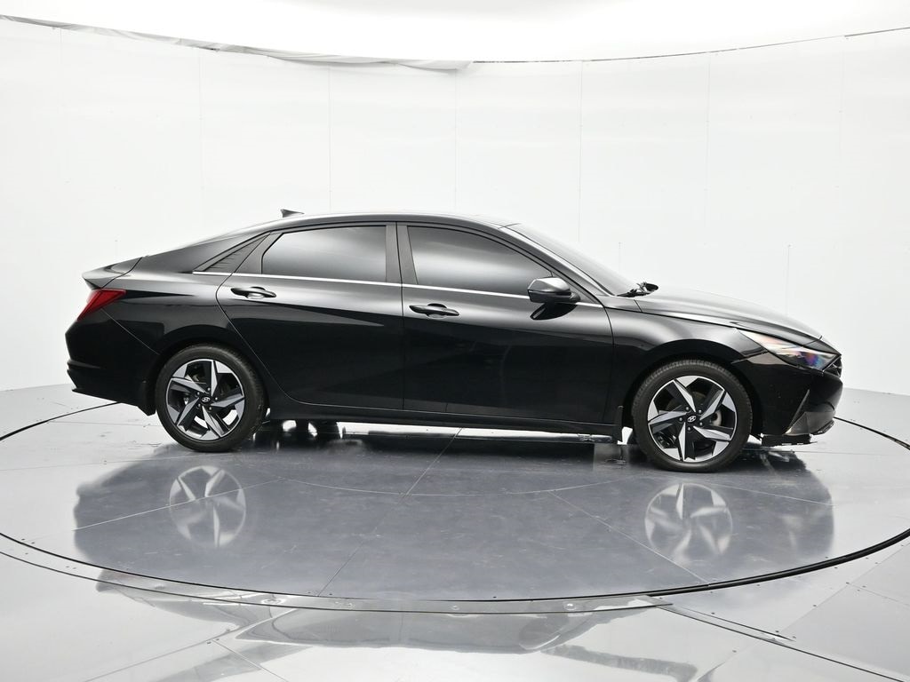 Used 2023 Hyundai Elantra Limited Sedan