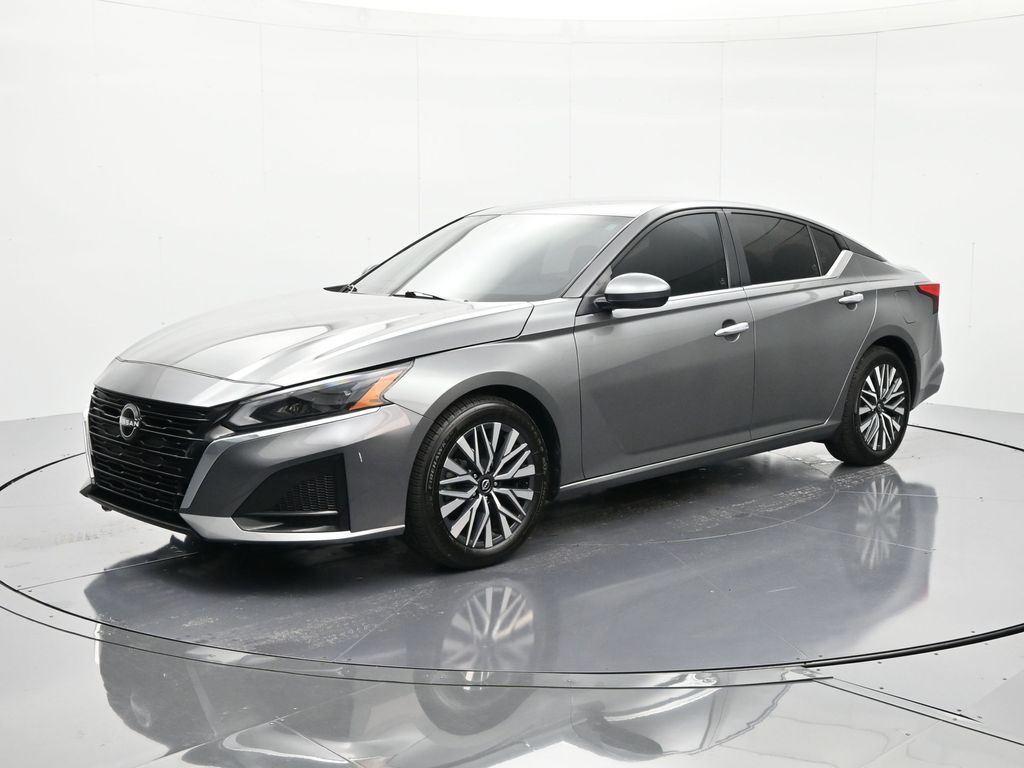 2023 Nissan Altima Sedan 