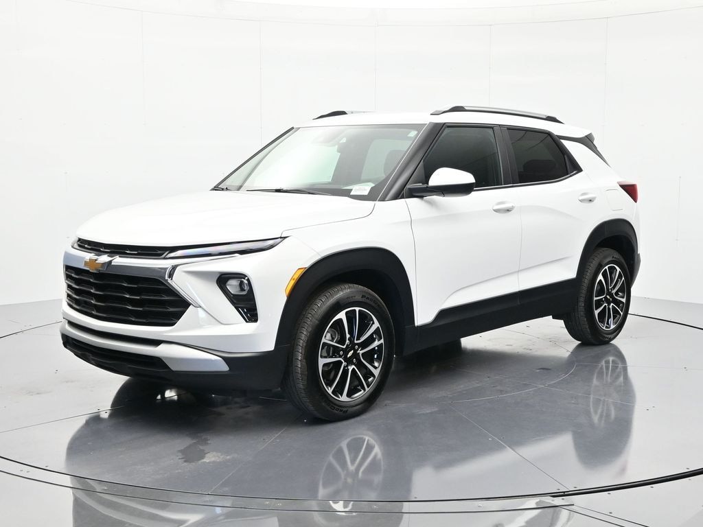 Used 2025 Chevrolet Trailblazer LT SUV