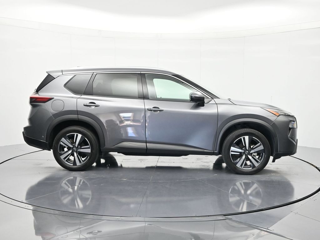 Used 2024 Nissan Rogue SL SUV