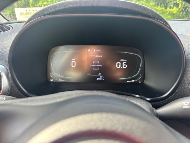 2023 Kia Soul LX photo 3
