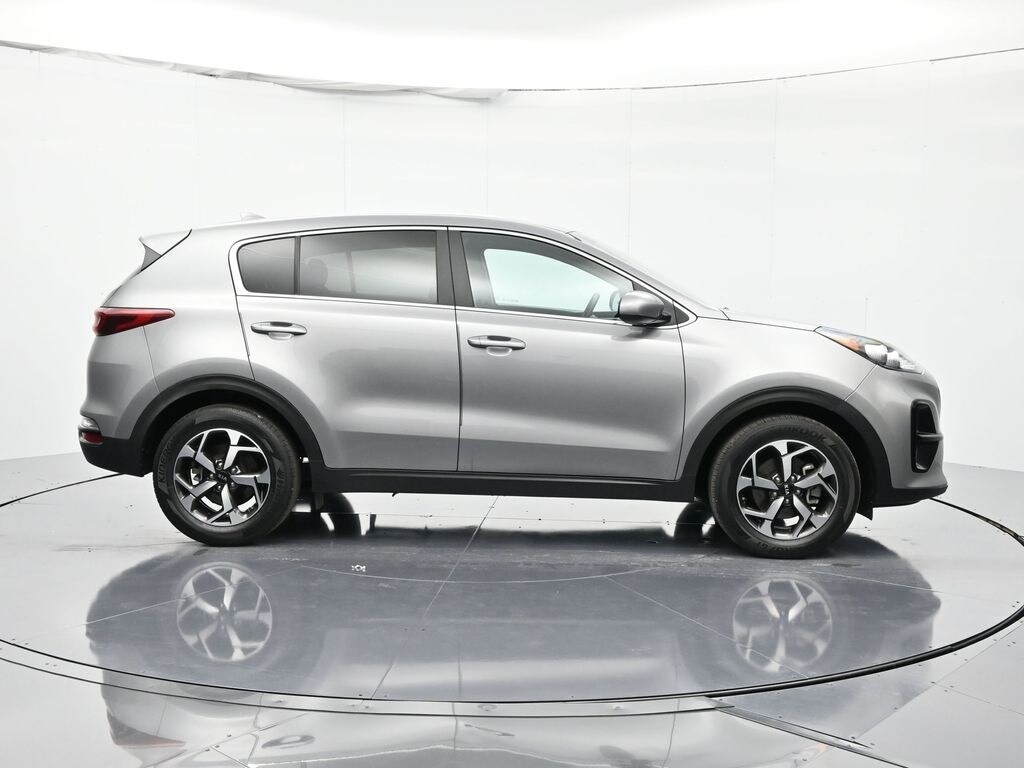 2022 Kia Sportage LX photo 4