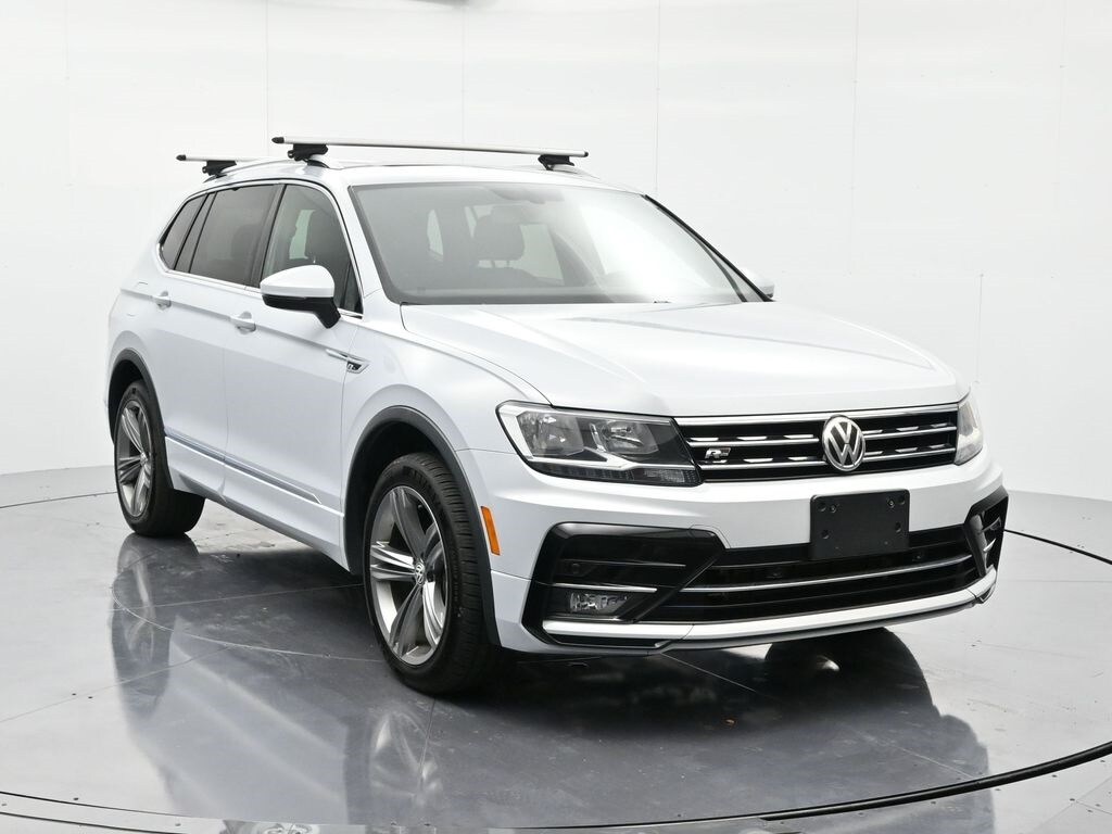 2018 Volkswagen Tiguan SEL photo 3